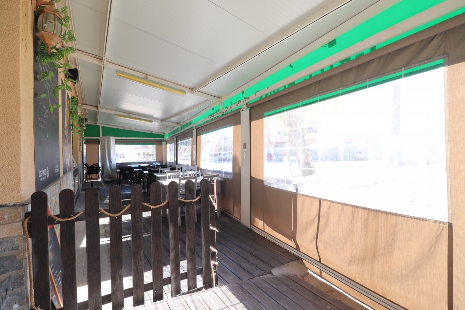 Erfolgreiches Bar- & Restaurantgeschäft zum Übernehmen