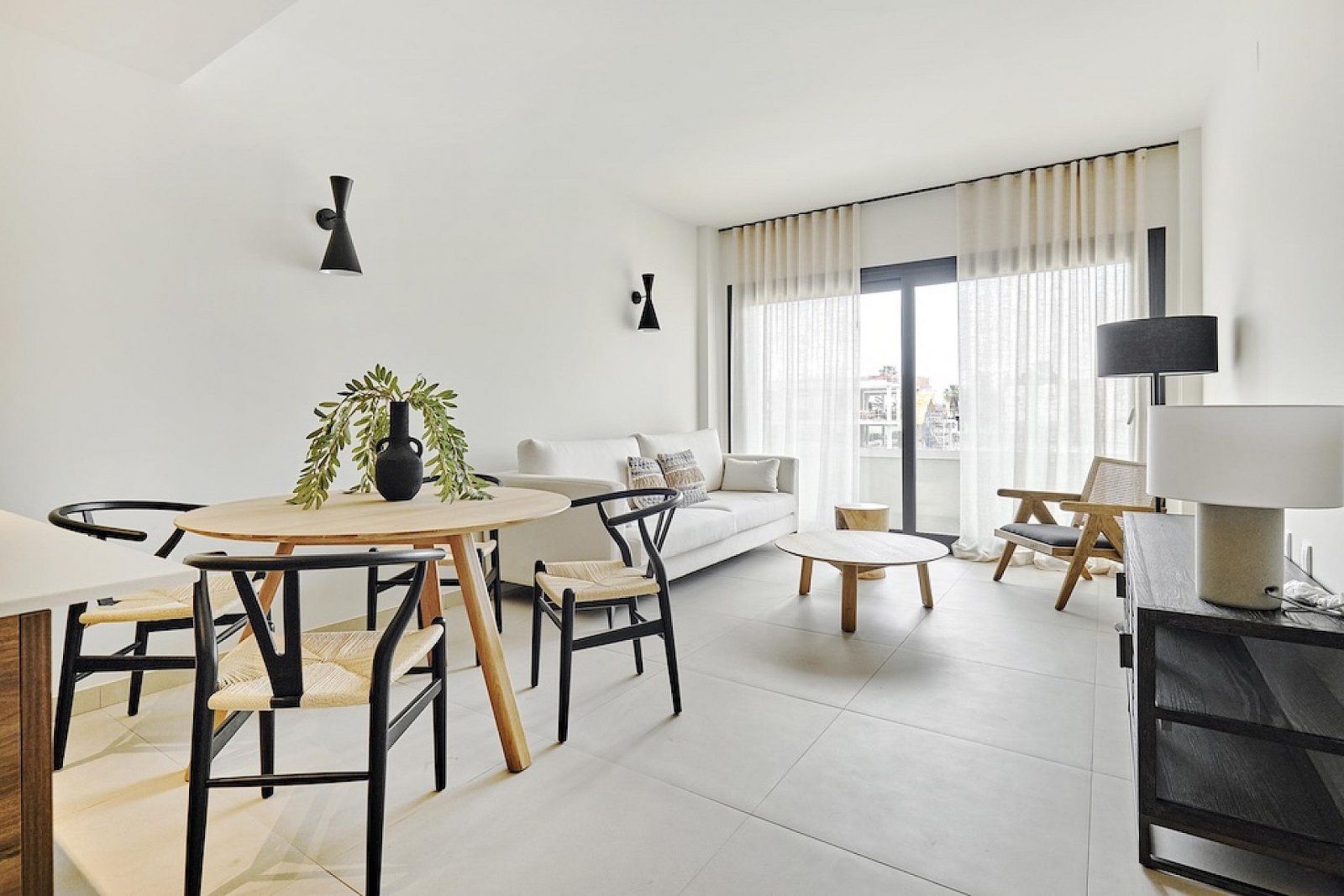 Moderne Apartments mit Solarium und Gemeinschaftspool