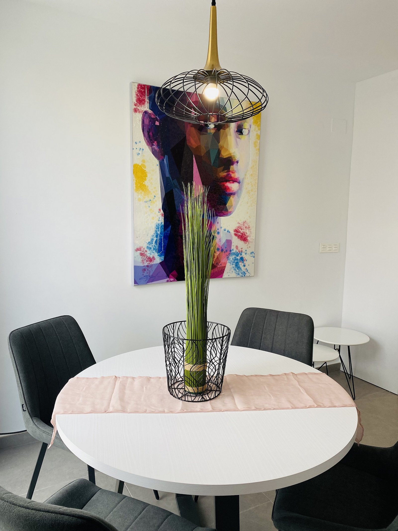 Moderne Reihenhaus-Villa mit Garten