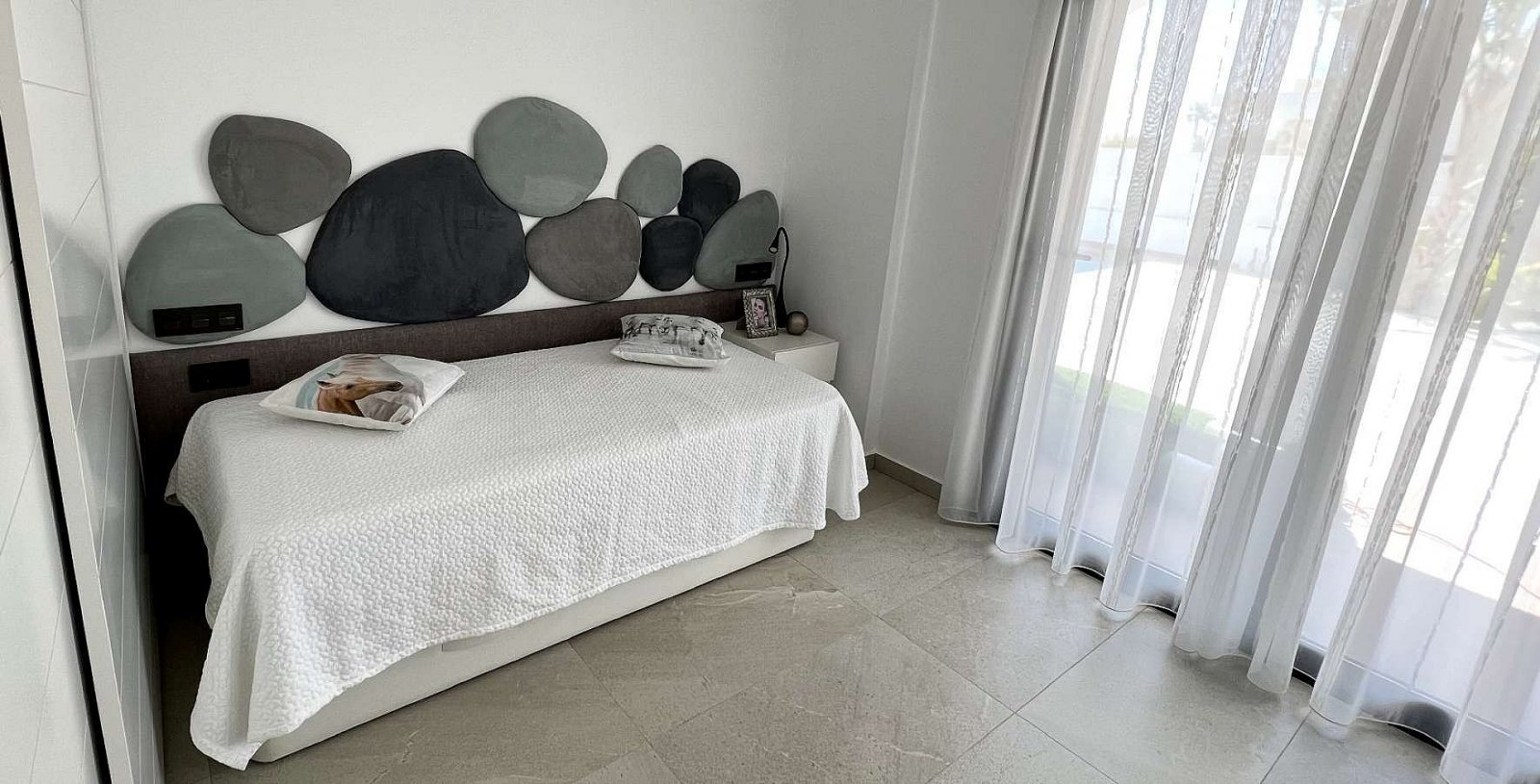 Sonnige Villa mit eigenem Pool