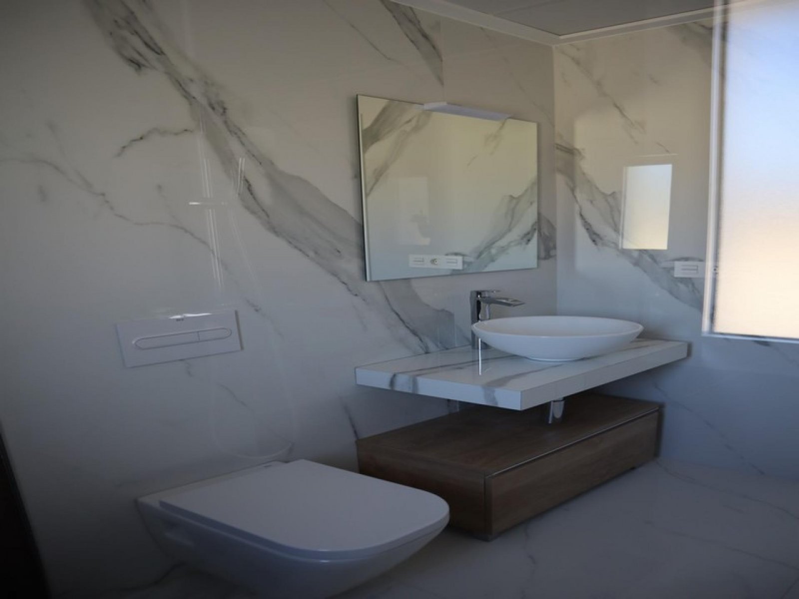 Mediterrane Neubau-Villa mit Komfort & Qualität