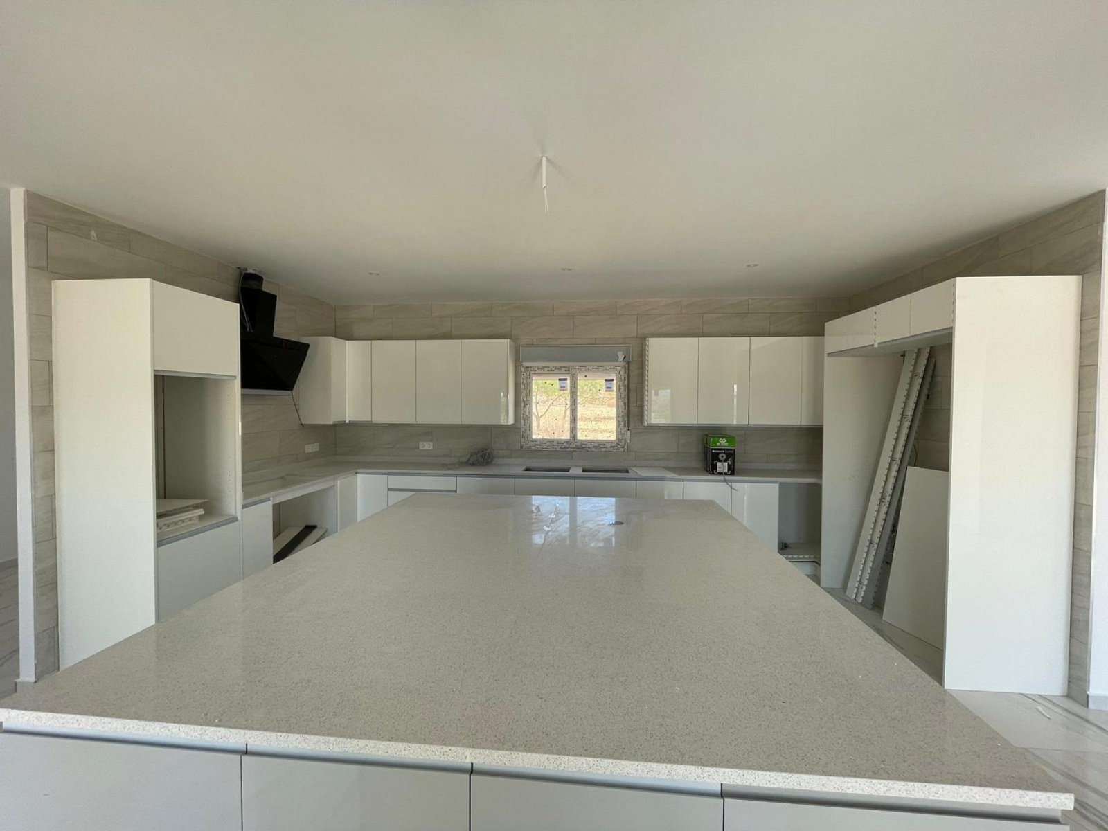 Individuelle Neubauvilla unter der Sonne Alicantes