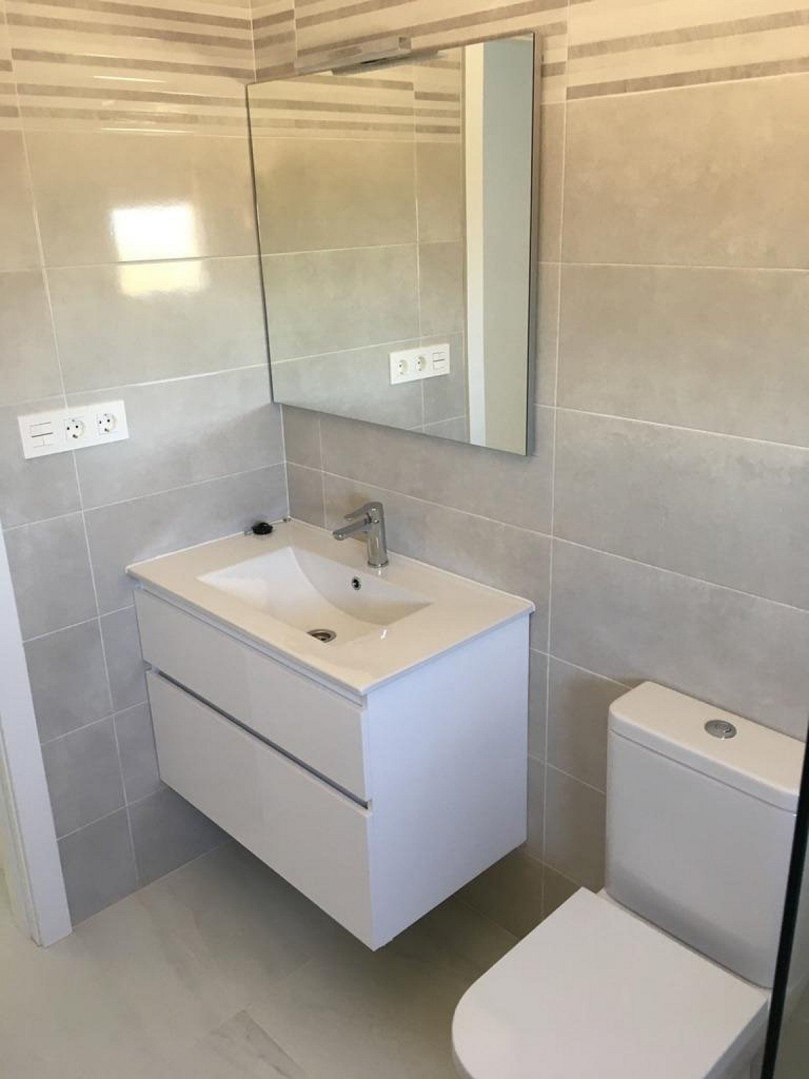 Traumvillen nach Maß mit Pool in Pinoso