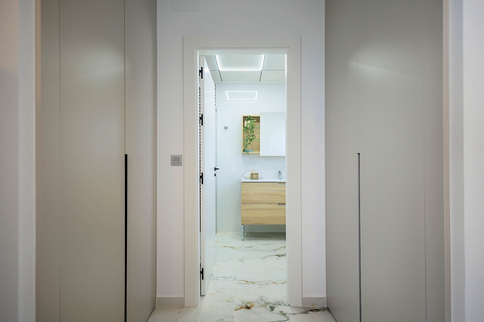 Stilvolle Villa mit großzügigen Wohnbereichen und Gemeinschaftspool