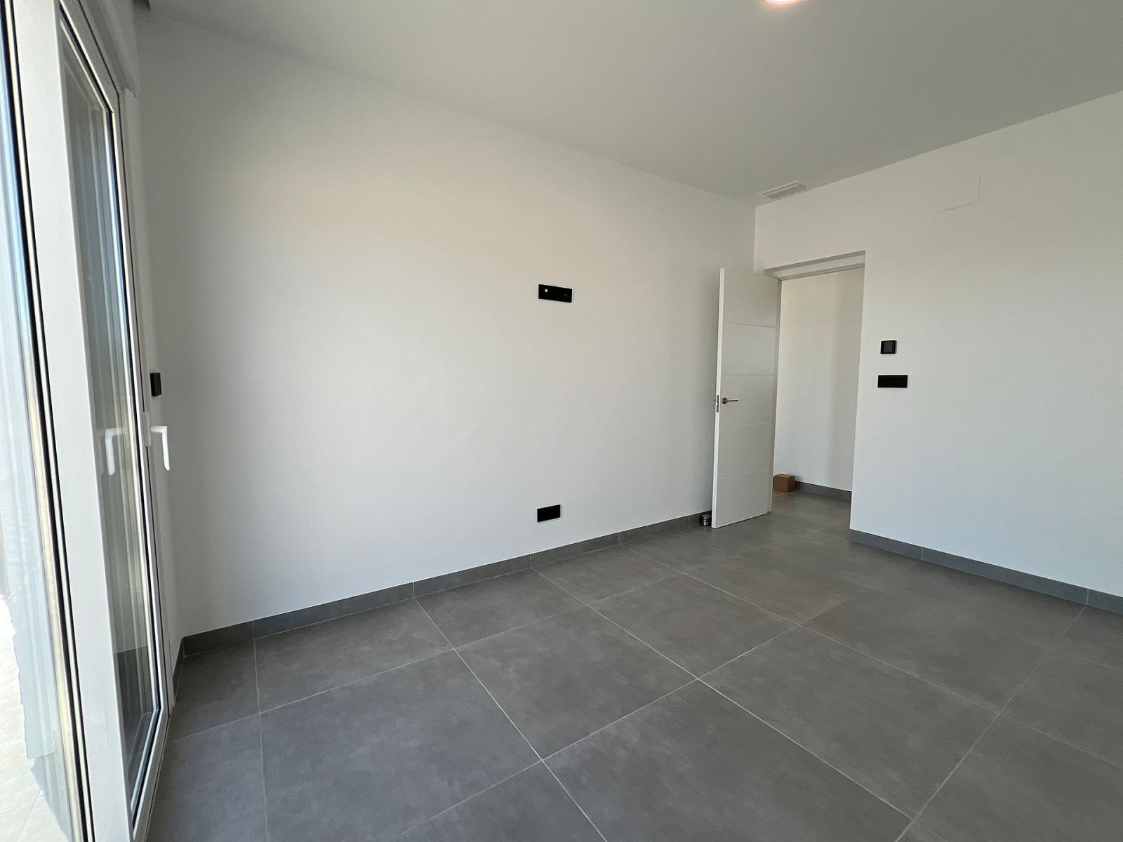 Luxusvilla mit Pool, Garage und spektakulärem Panorama