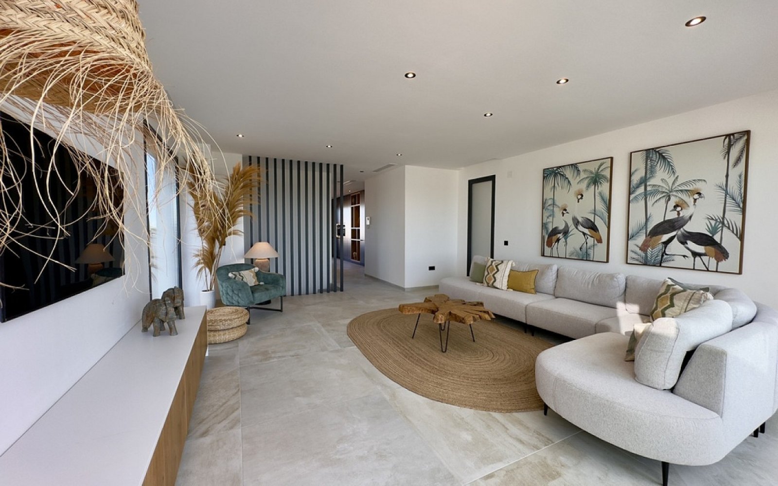 Luxuriöses Apartment mit Garten und Gemeinschaftspool