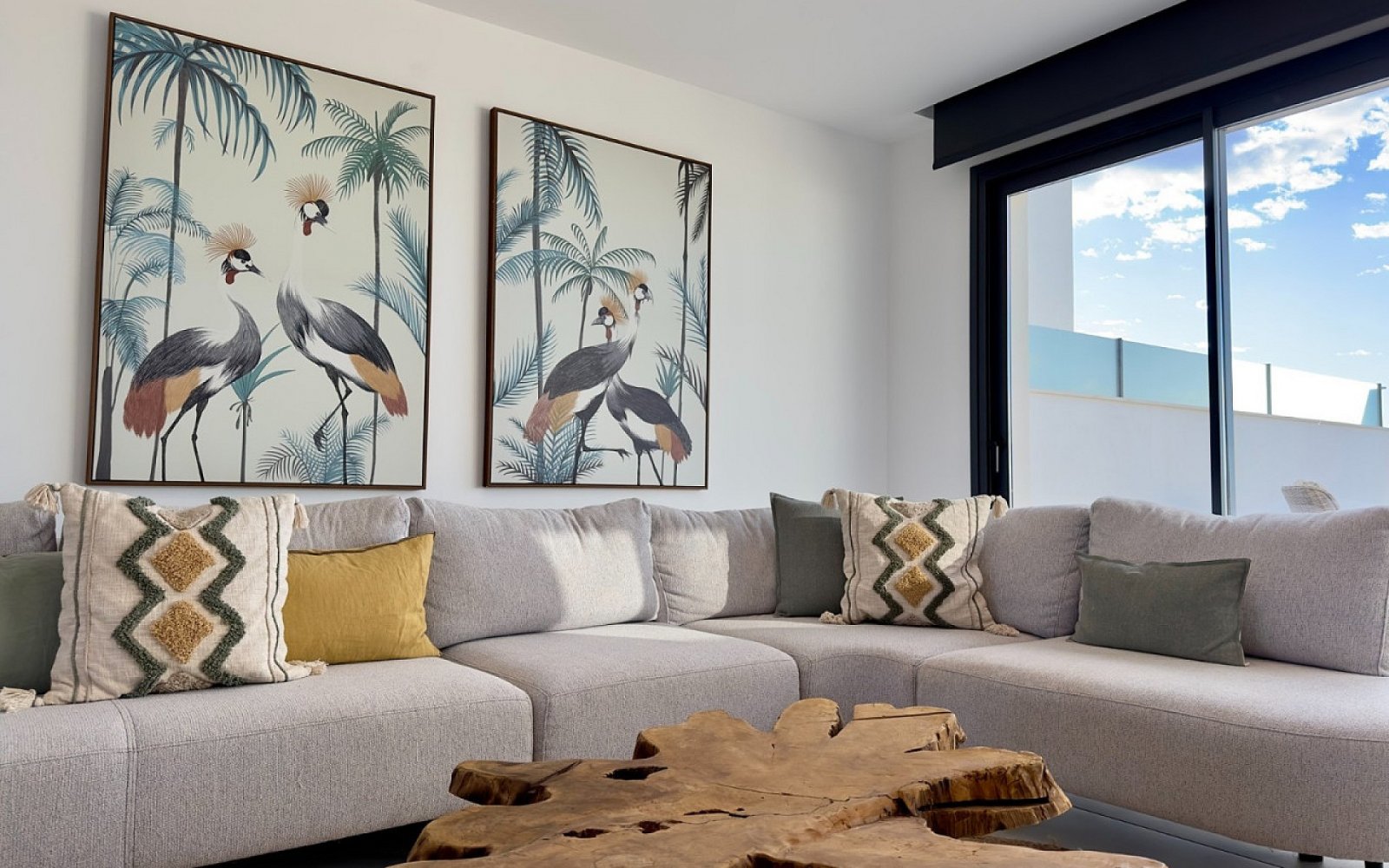 Luxuriöses Apartment mit Garten und Gemeinschaftspool