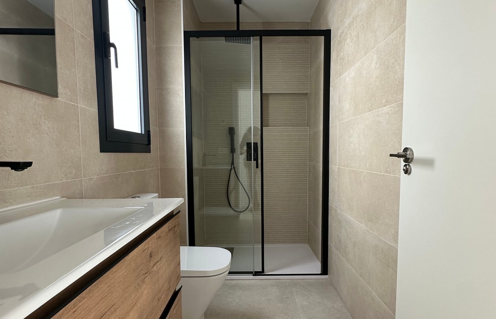 Exklusive Apartments mit Solarium, Pool & 3 Schlafzimmern