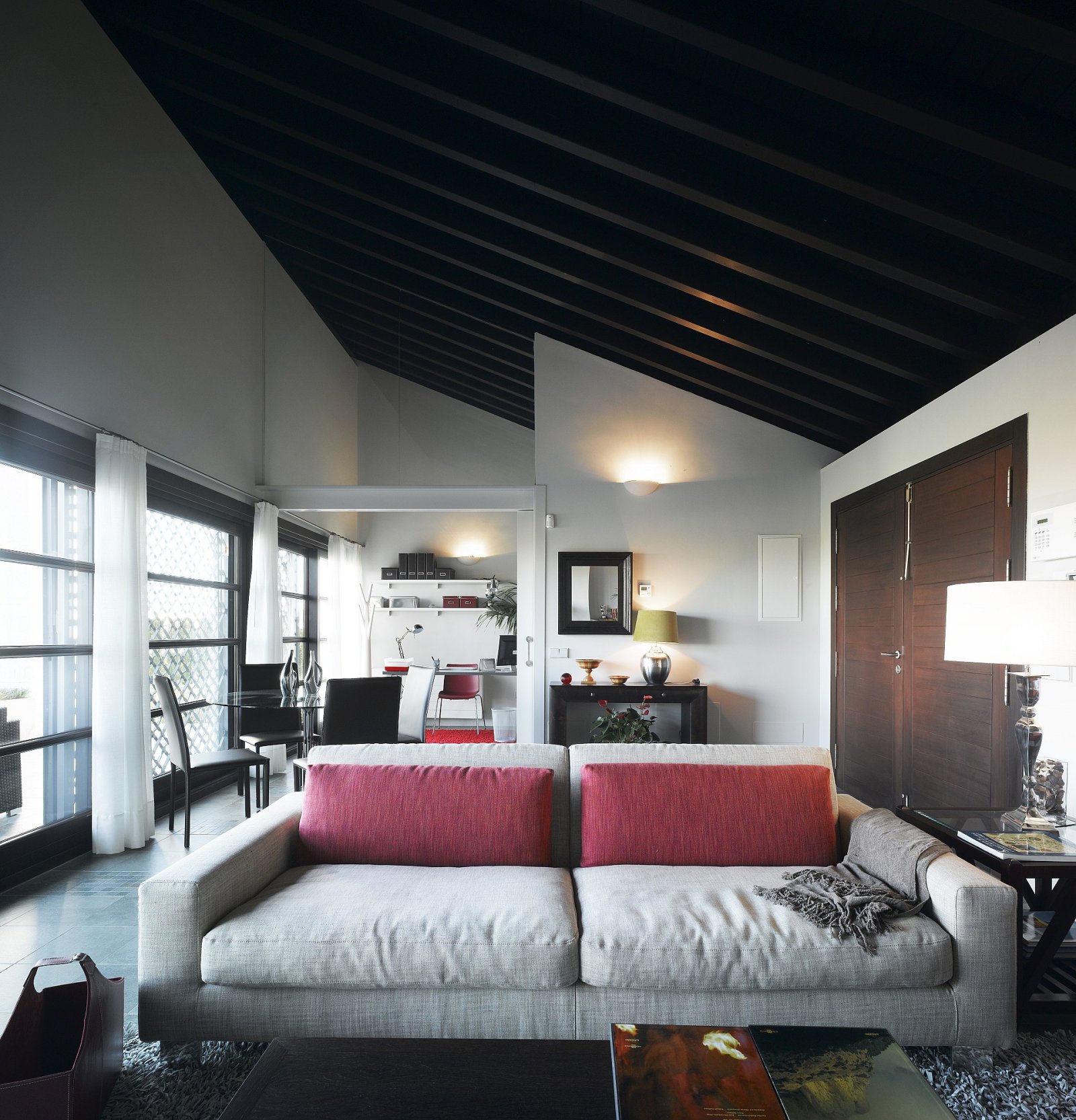 Mediterrane Design-Villa in exklusiver Lage