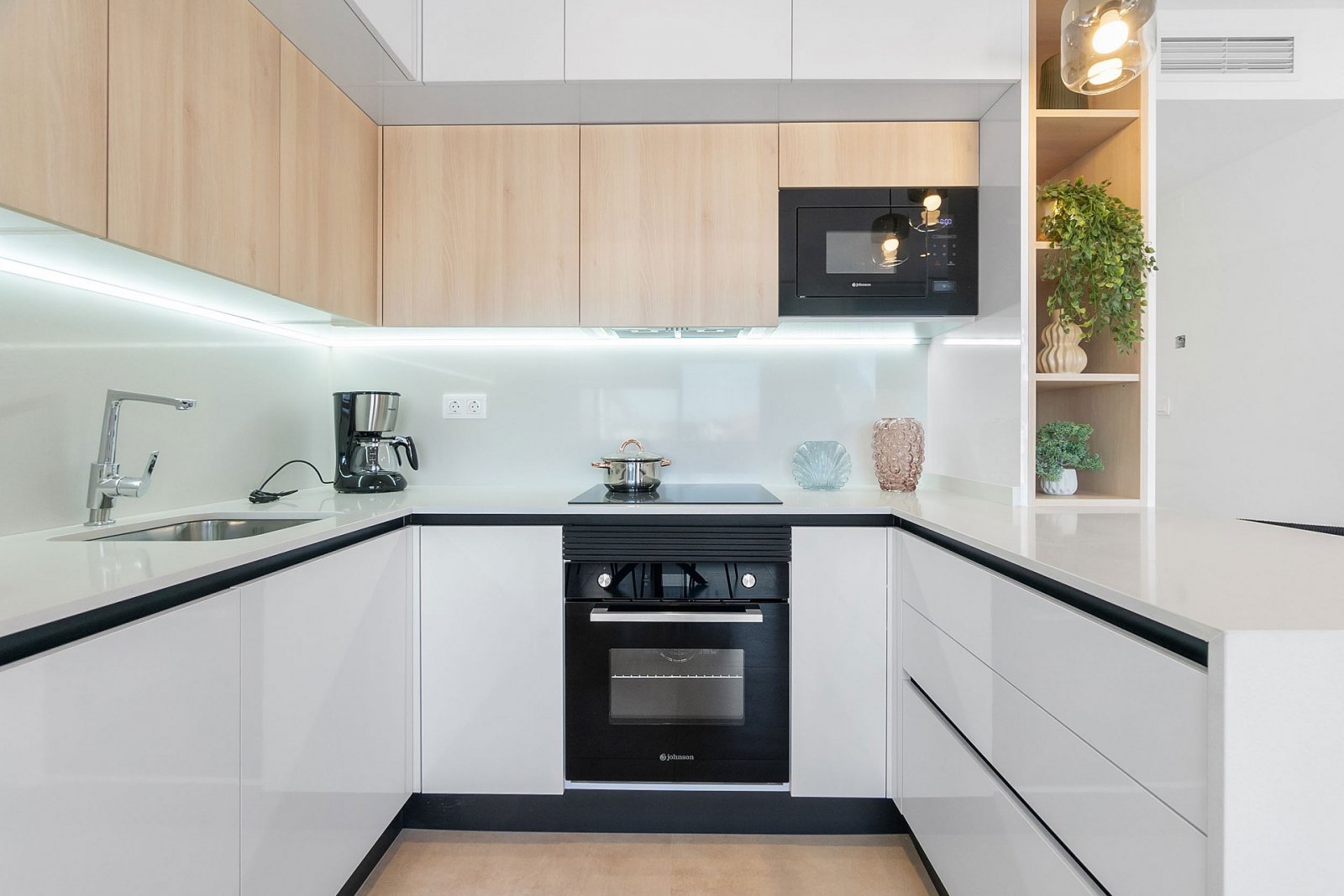 Mediterranes Wohnglück nahe Strand & Lagune