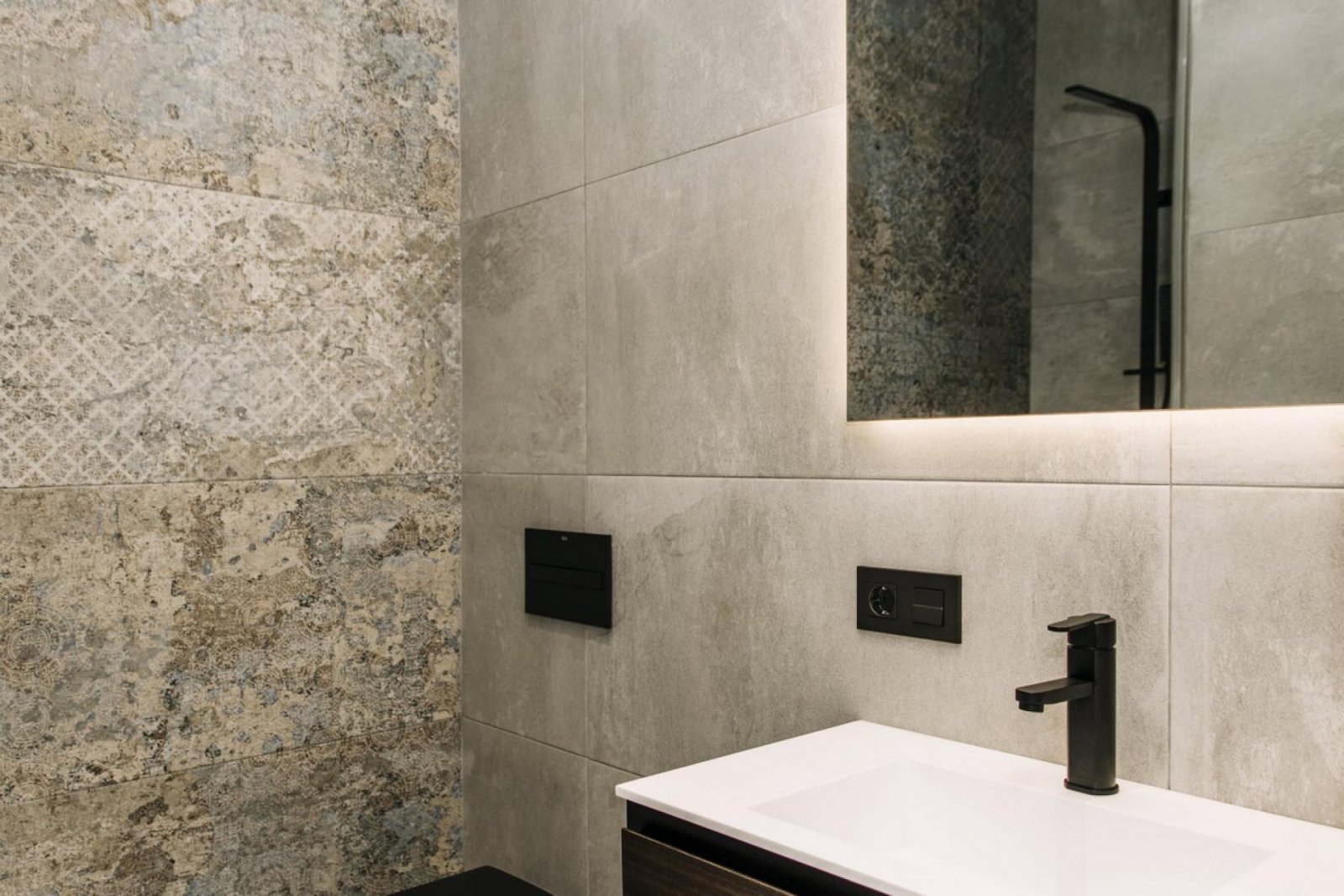 Exklusive Villa mit Infinity-Pool & Meerblick