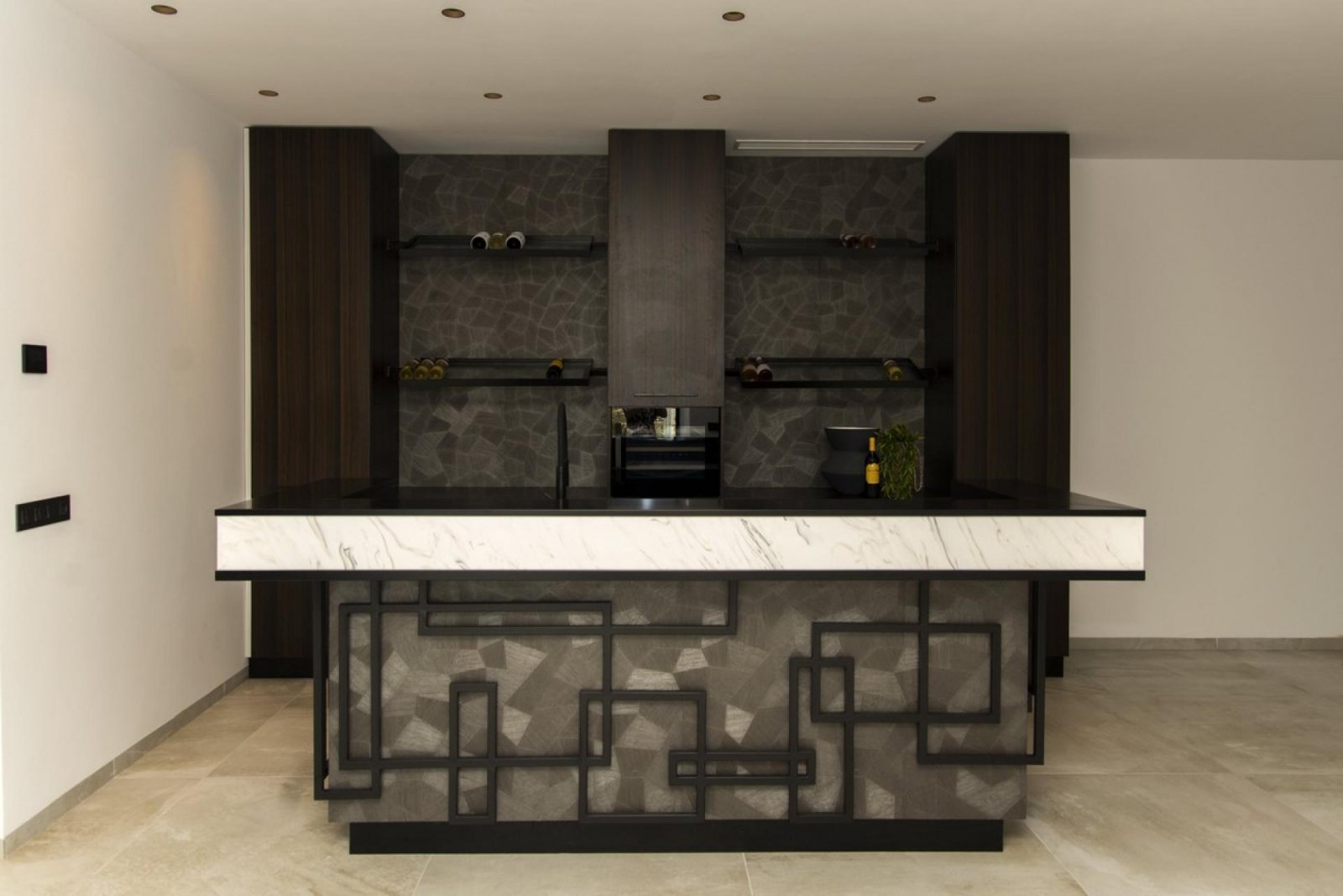 Exklusive Villa mit Infinity-Pool & Meerblick