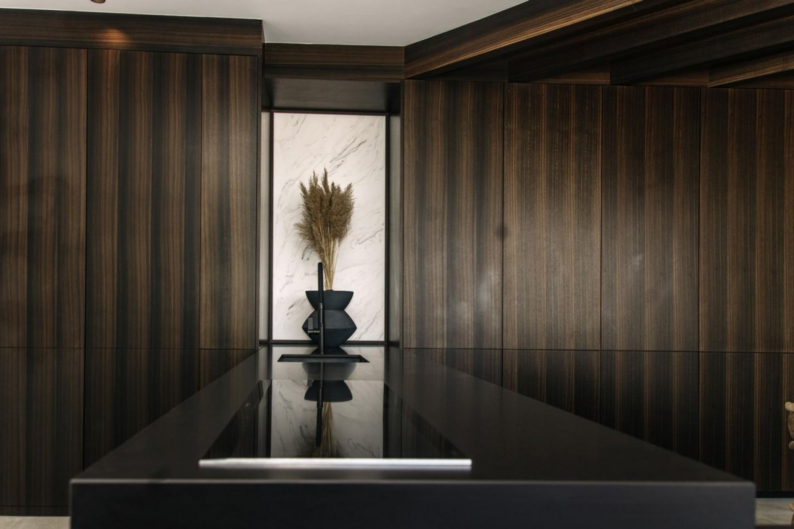 Exklusive Villa mit Infinity-Pool & Meerblick