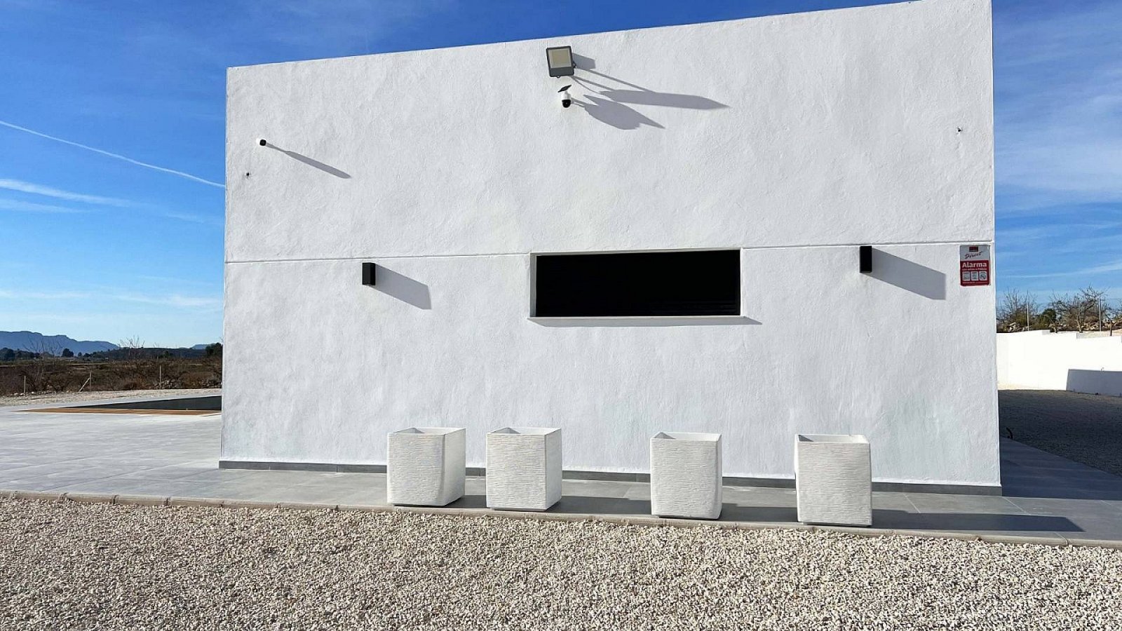 Avantgardistische Villa mit Pool und spektakulären Panoramablicken