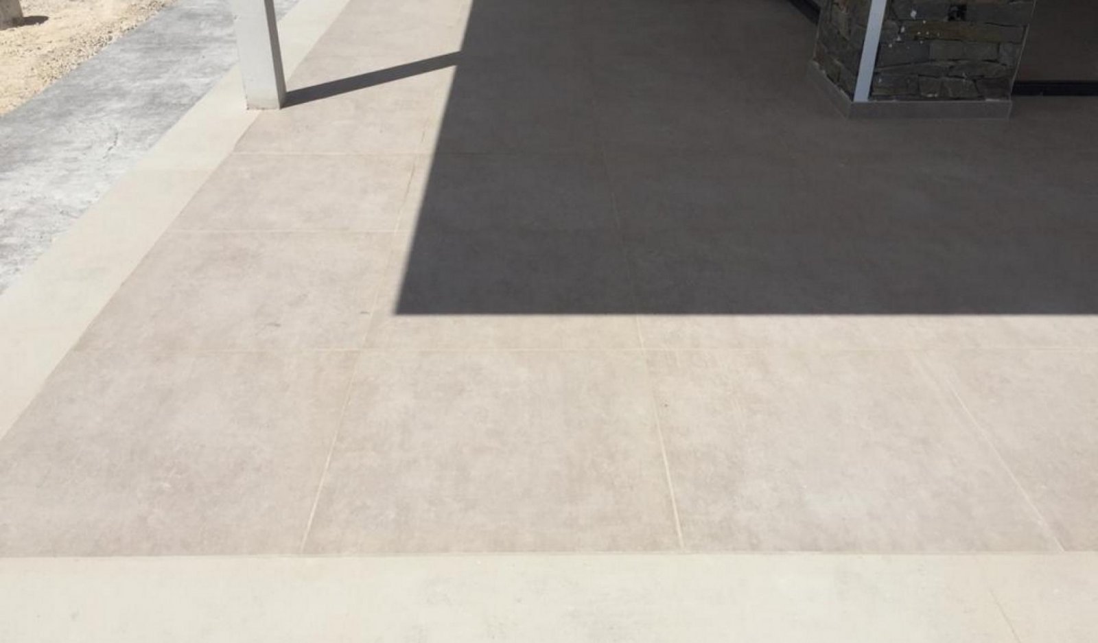 Design-Villa mit Privatpool und elegantem Wohnkonzept