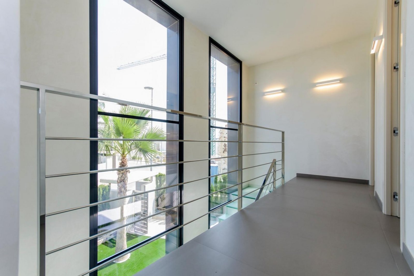 Luxusresidenz – Privatpool, Garage & elegantes Wohnen