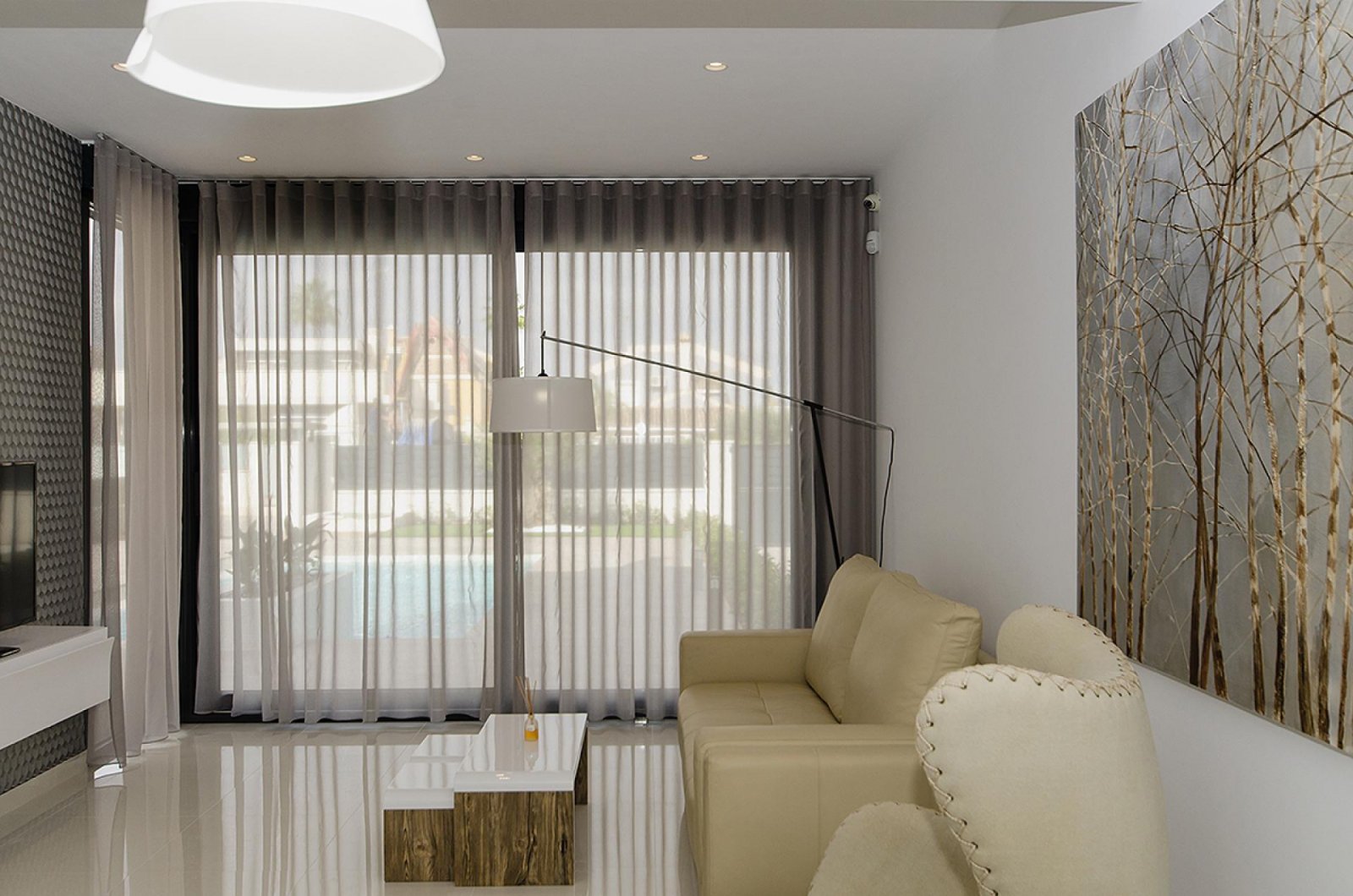 Stilvolle Villa – Pool, Stellplatz & mediterranes Wohnen