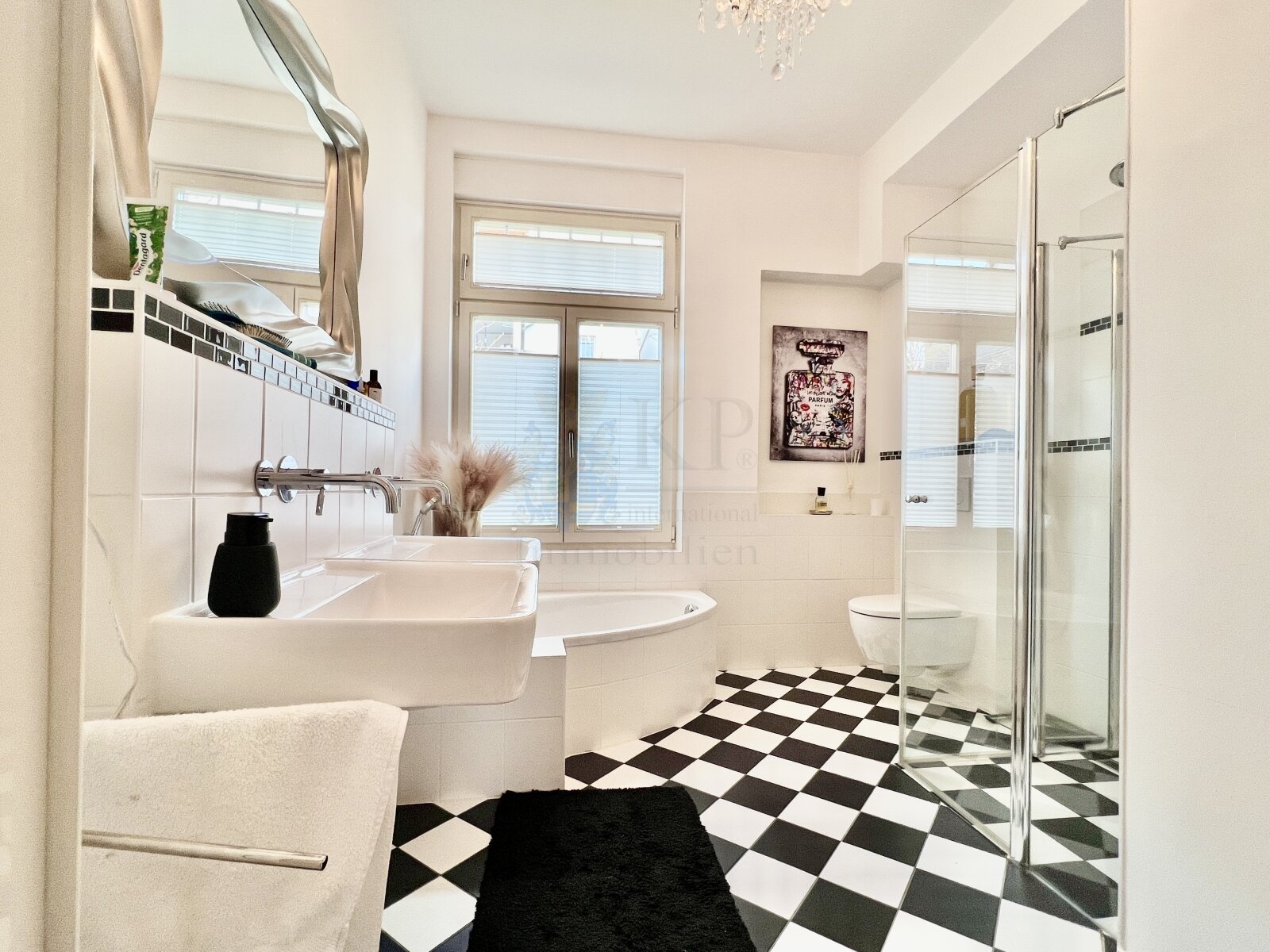 Wohnen mit Stil und Fernblick – Moderne 3-ZI-ETW in begehrter Wohngegend von Wiesbaden