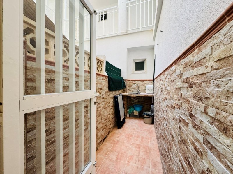 Strandnahe Wohnung mit Meerblick & Terrasse