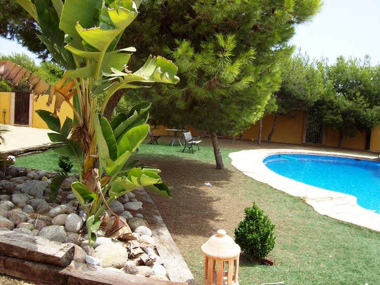 Exklusive Villa im Grünen mit eigenem Pool