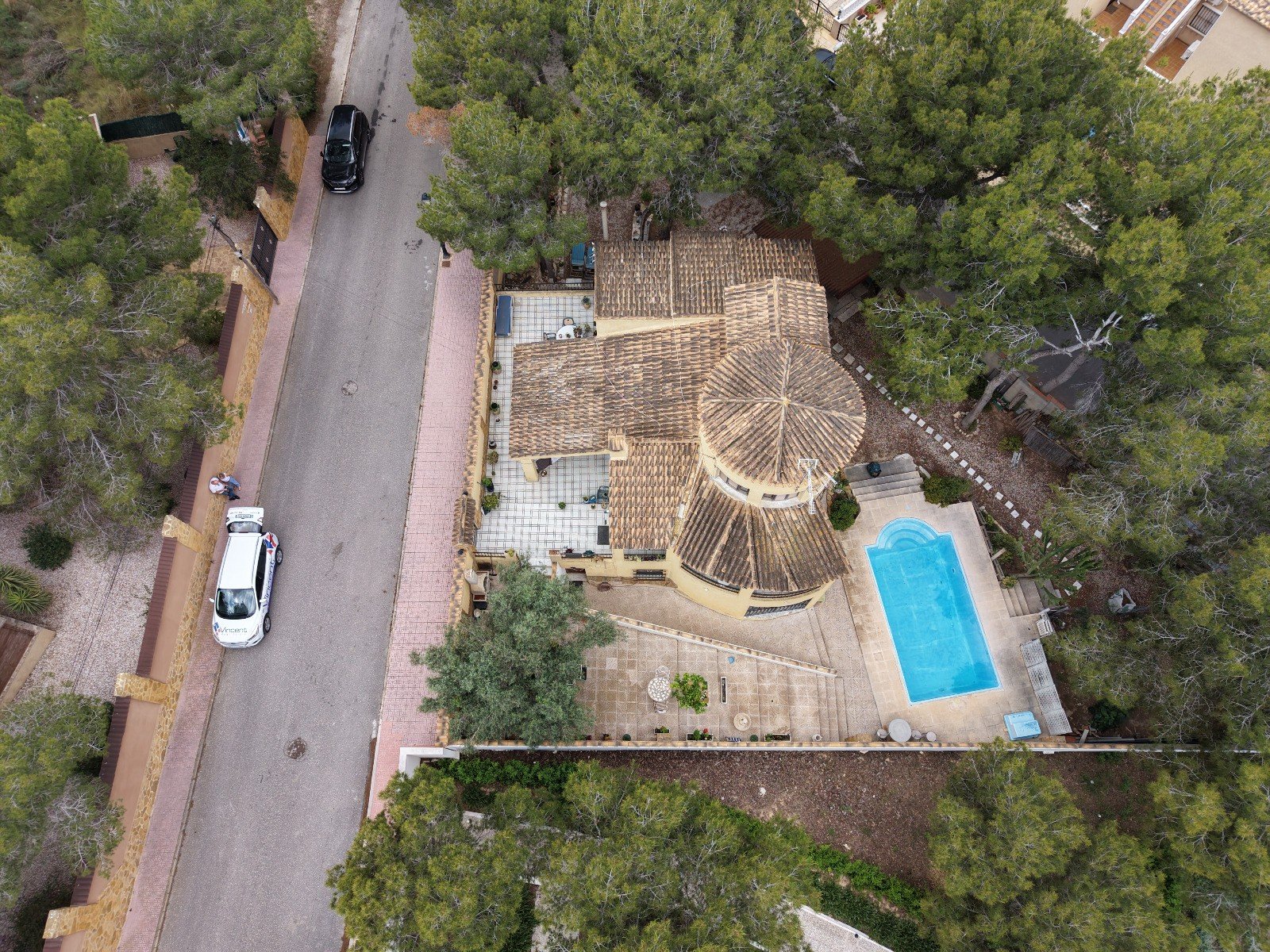 Charmante Villa mit großem Grundstück, Pool & mediterranem Flair