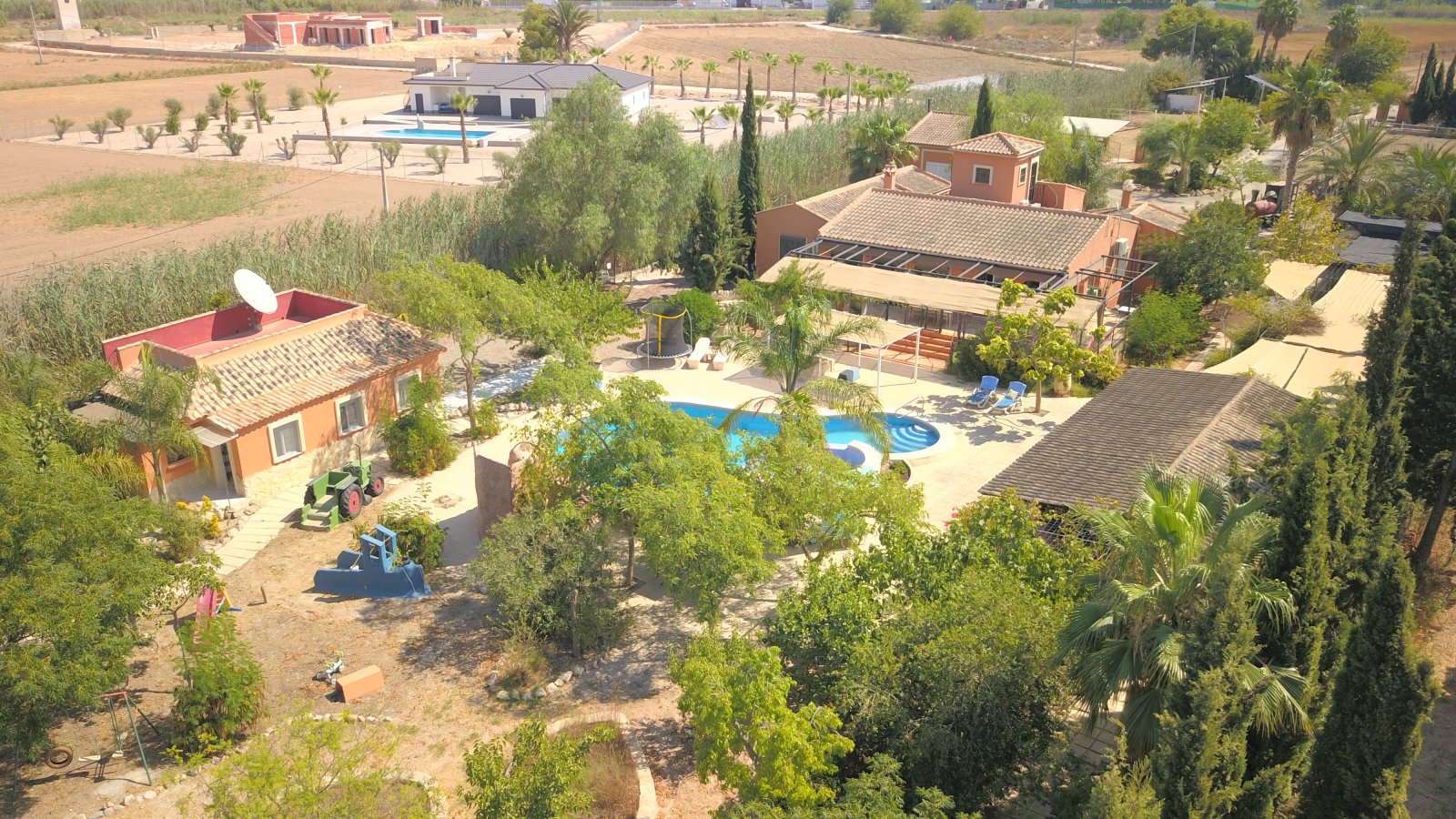 Exklusive Landresidenz mit Pool, BBQ-Bereich und herrlichen Ausblicken