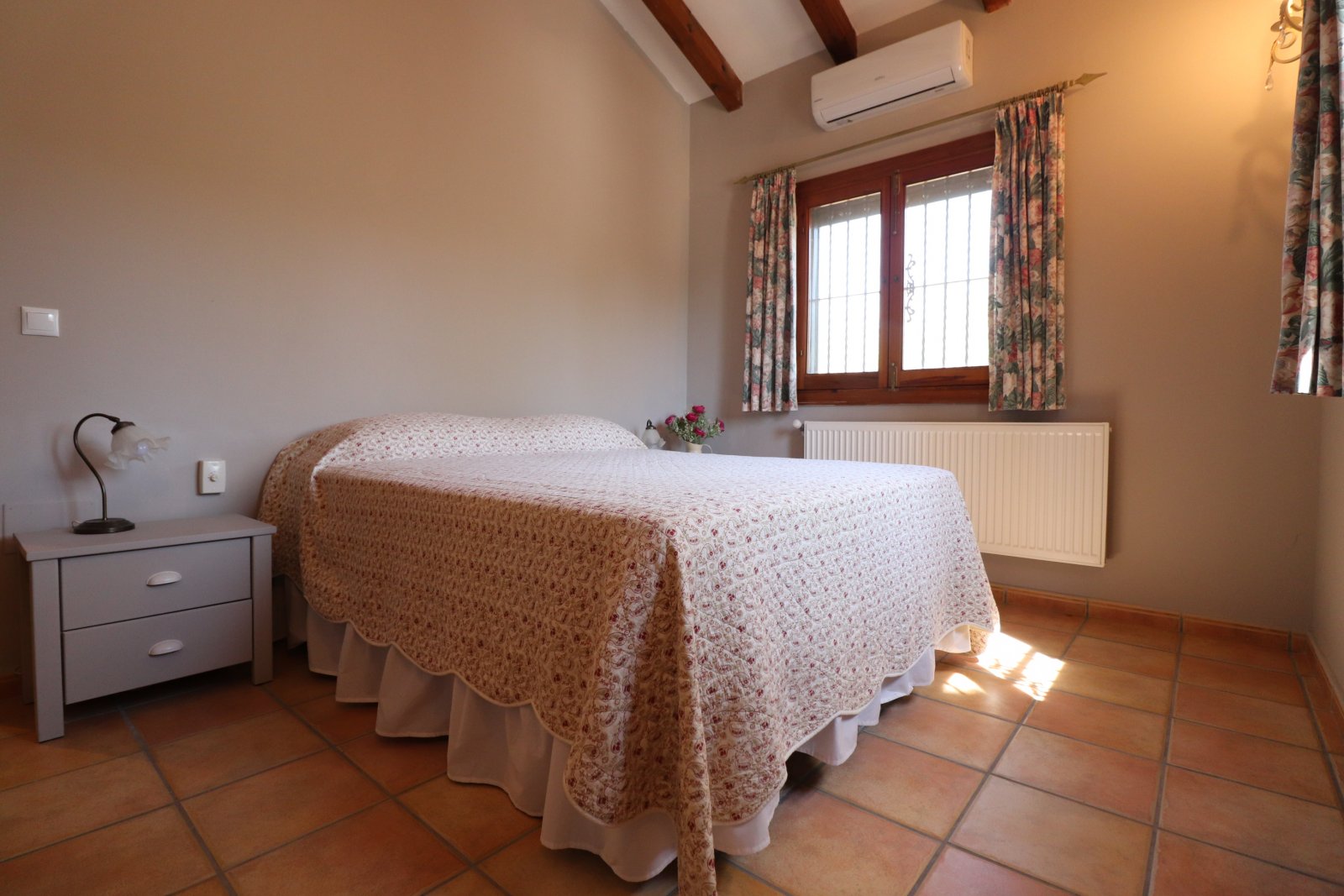 Exklusive Landresidenz mit Pool, BBQ-Bereich und herrlichen Ausblicken