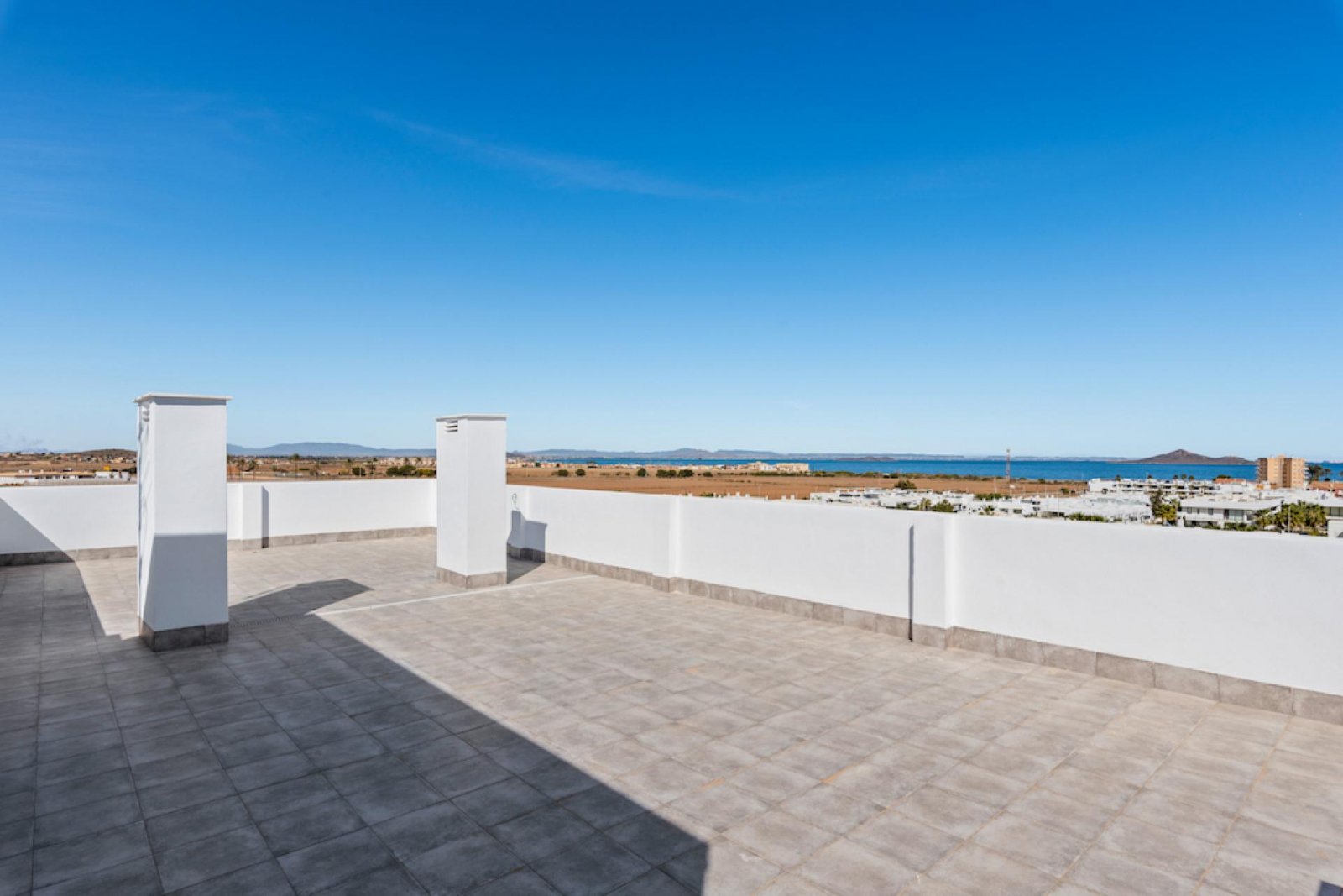 Mar de Cristal: Exklusive Apartments mit Pool und Meerblick 