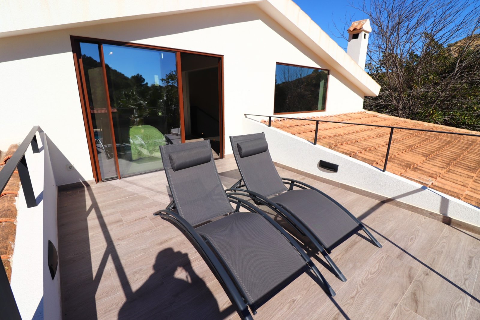 Exklusive Landvilla mit Pool & Outdoor-Küche