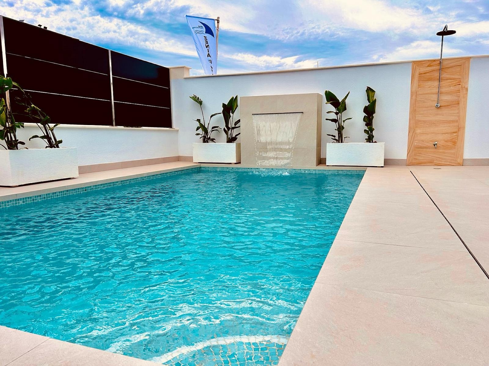 Moderne Villa mit Keller und Pool nahe Guardamar