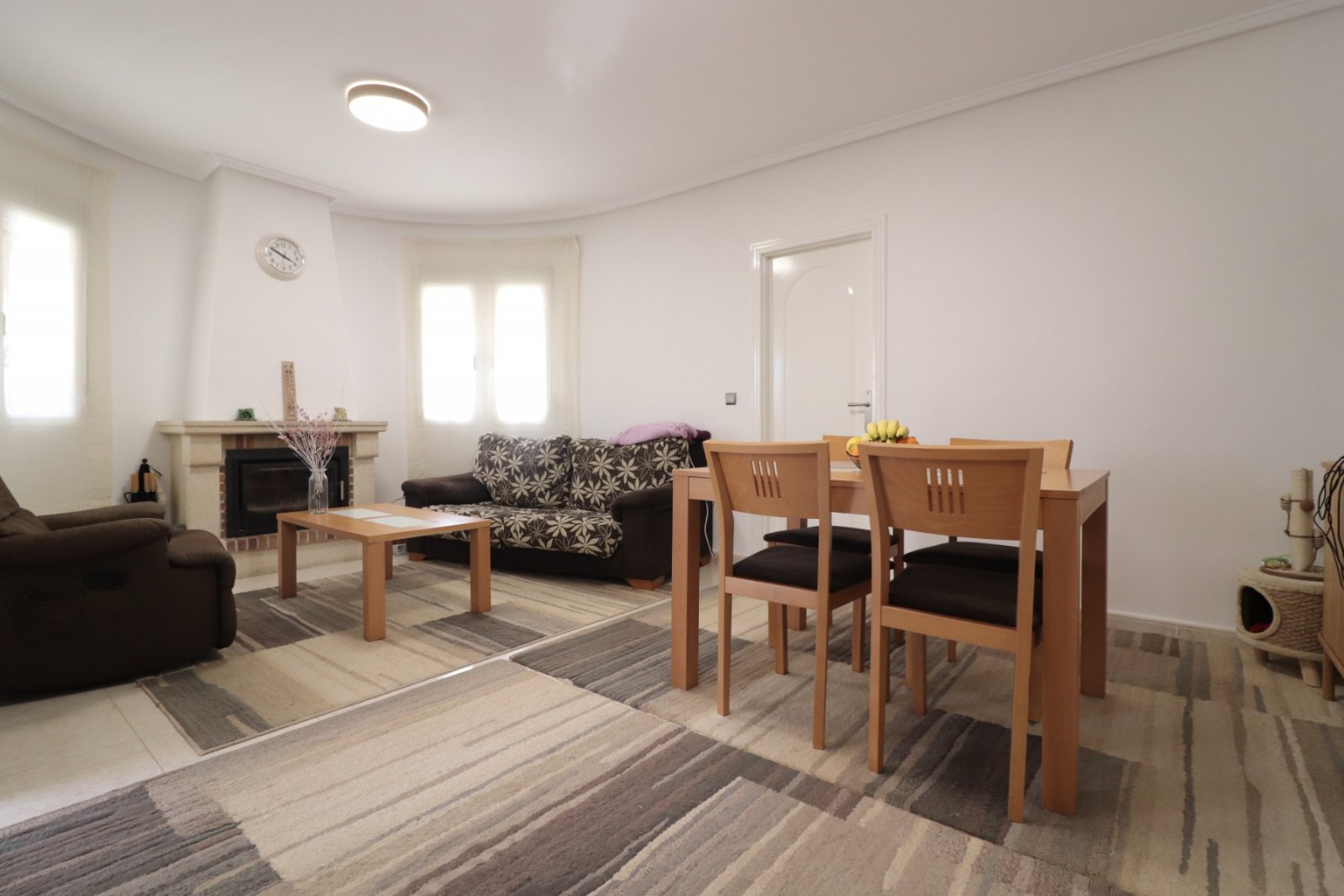 Mediterrane Villa in ruhiger Wohnlage