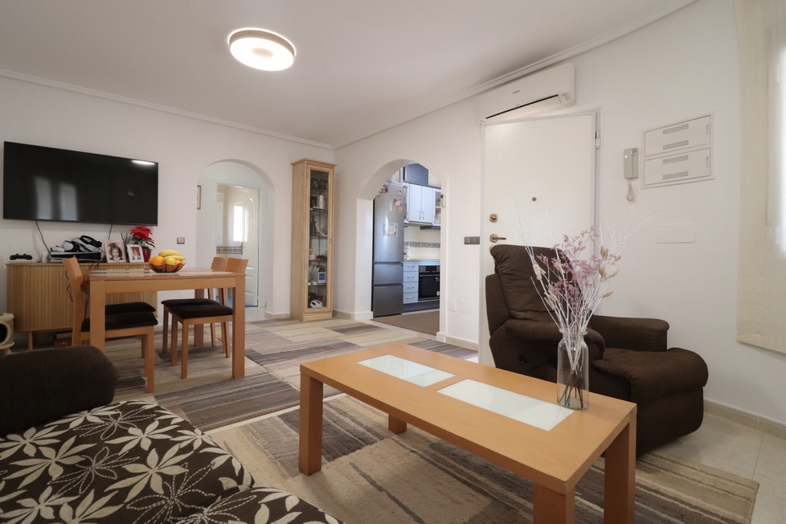Mediterrane Villa in ruhiger Wohnlage