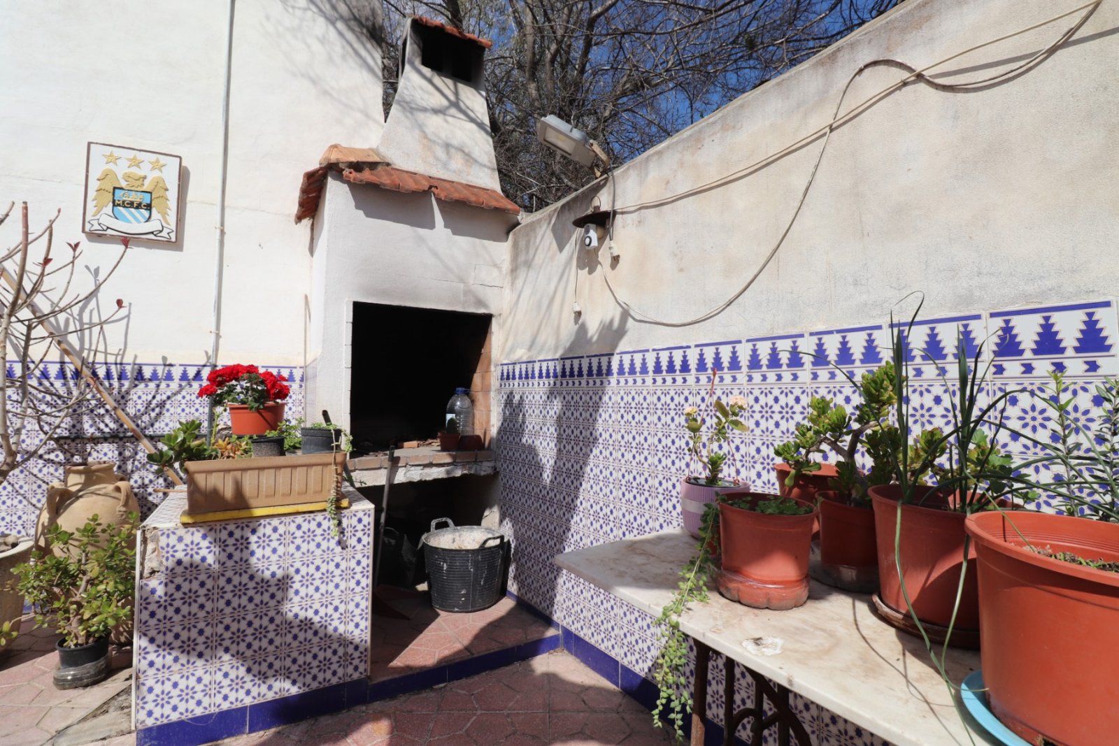 Mediterranes Leben mit viel Freiraum