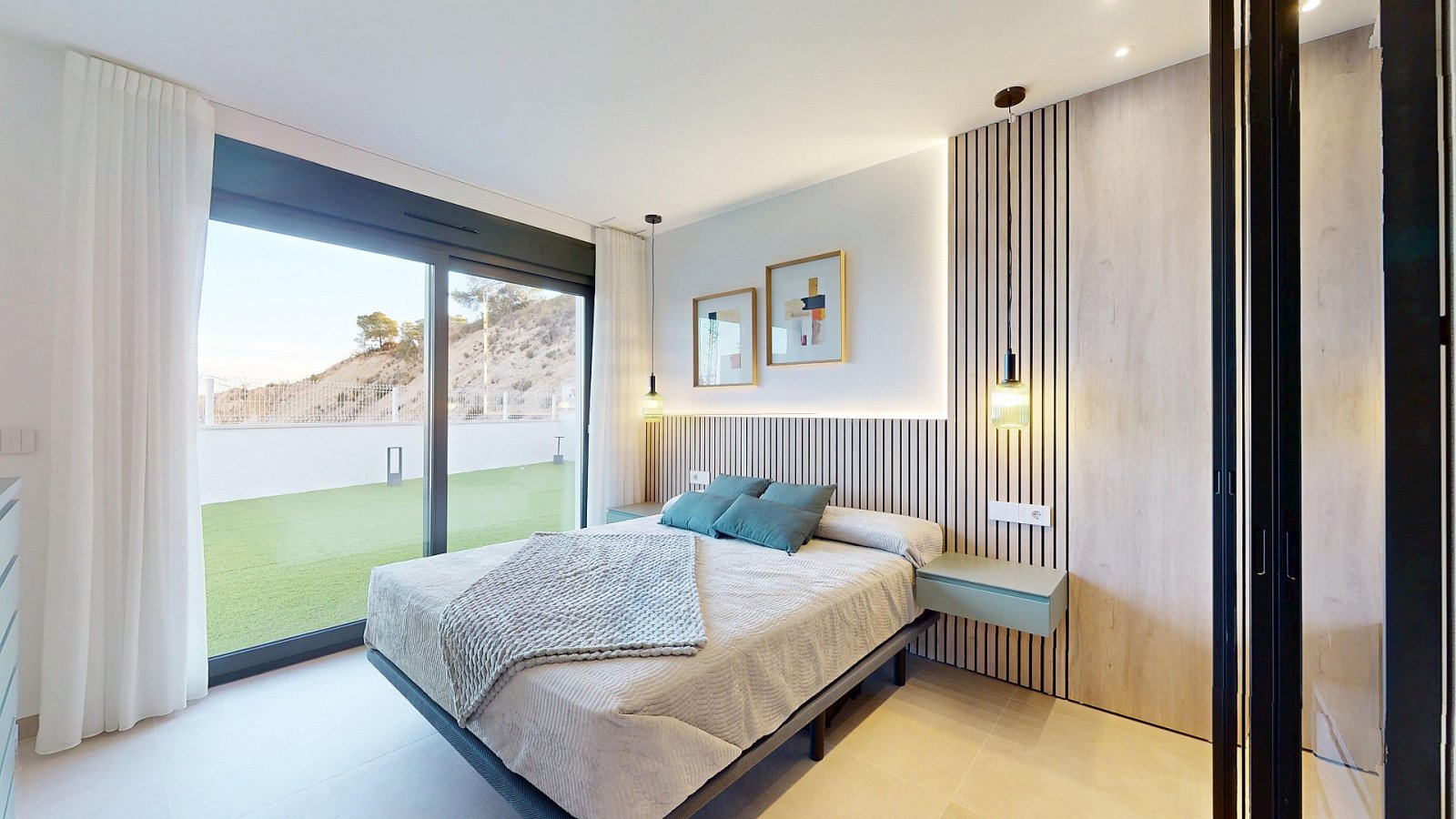 Moderne Villa mit Solarium und Pool