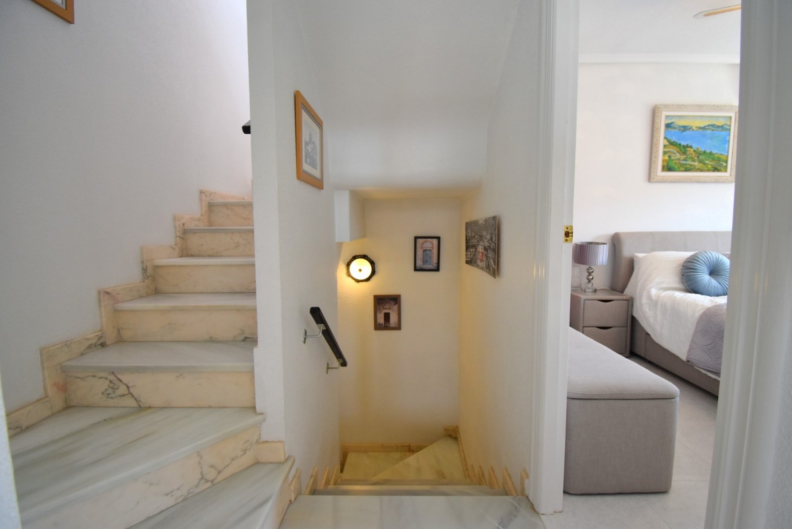 Charmante Villa mit Terrasse und Gemeinschaftspool