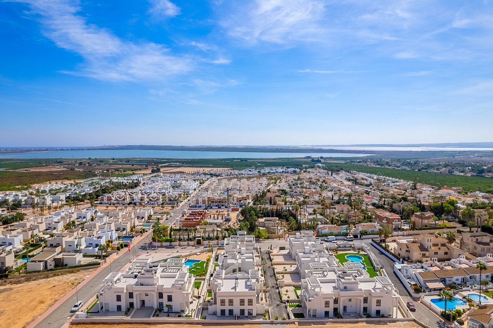 Ciudad Quesada: Modernes Apartment mit Garten & Pool 