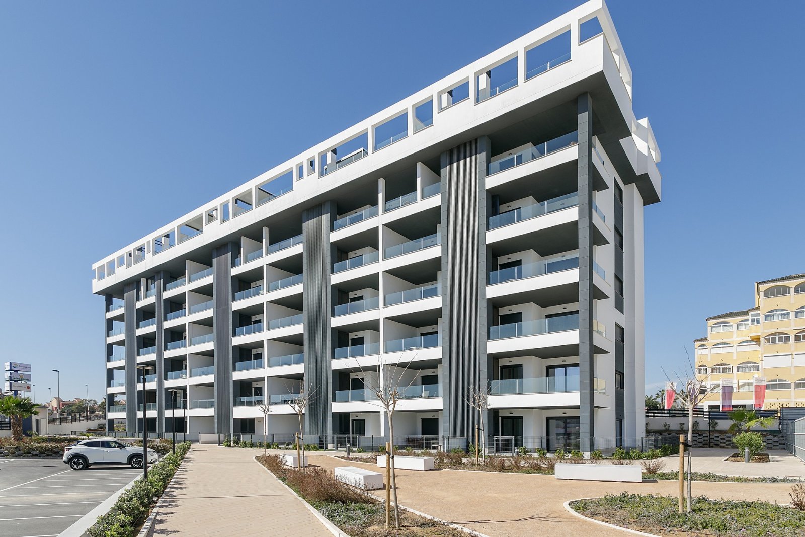 Exklusives Erdgeschossapartment mit Privatgarten