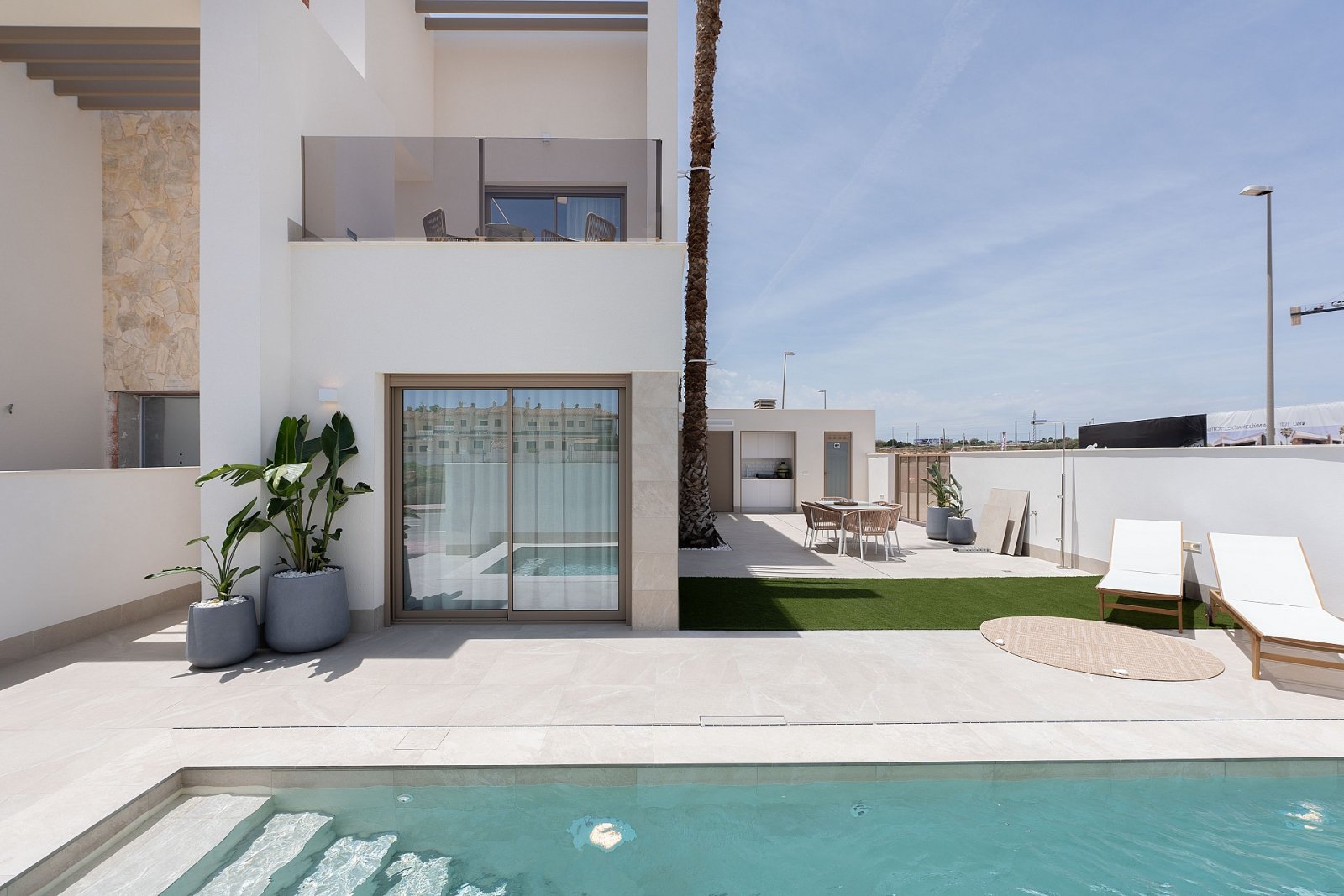 Exklusive Villa mit Pool und Strandnähe