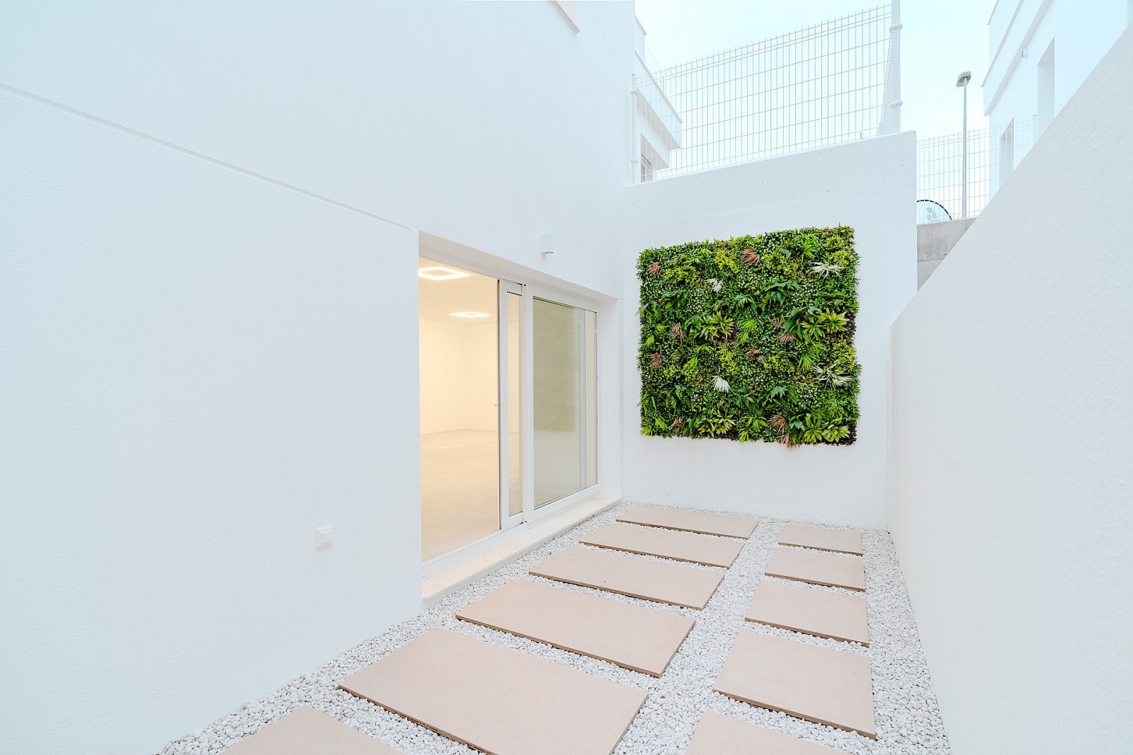 Exklusive Villa mit privatem Pool und Garage