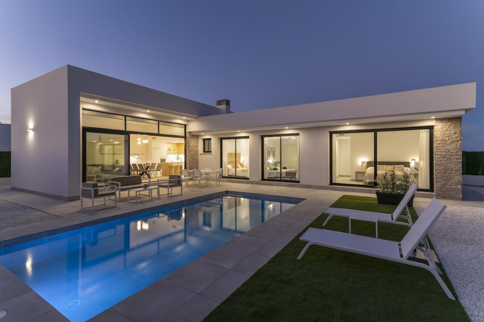 Calasparra: Exklusive Villa mit Pool und Bergblick 