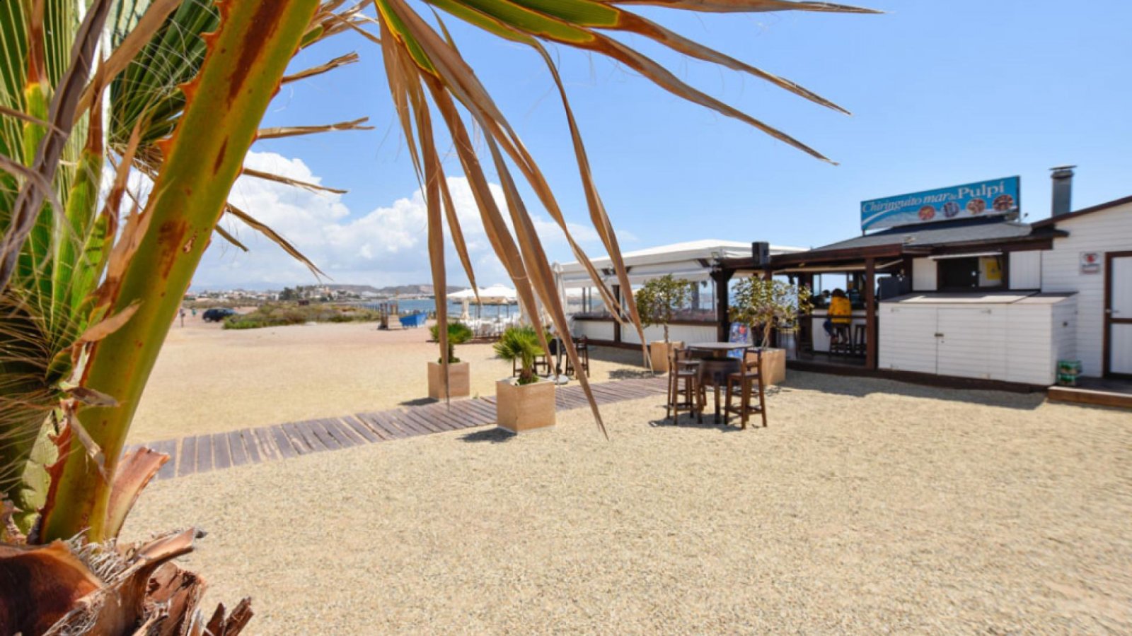 Exklusive Villa mit Meer- und Bergblick