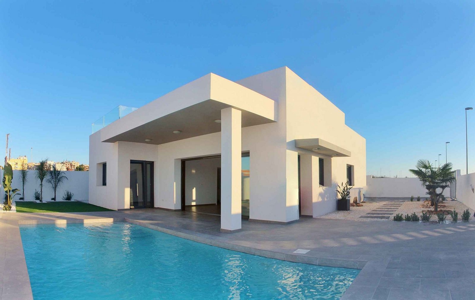 Mediterraner Wohntraum mit privatem Pool