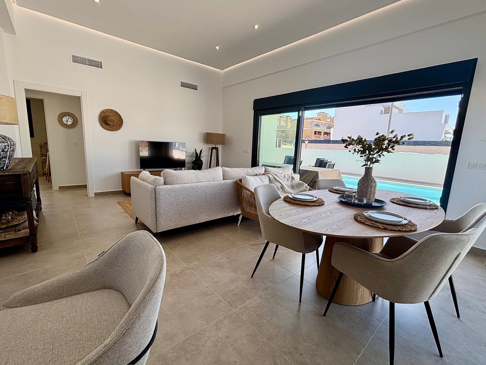 Mediterraner Wohntraum mit privatem Pool