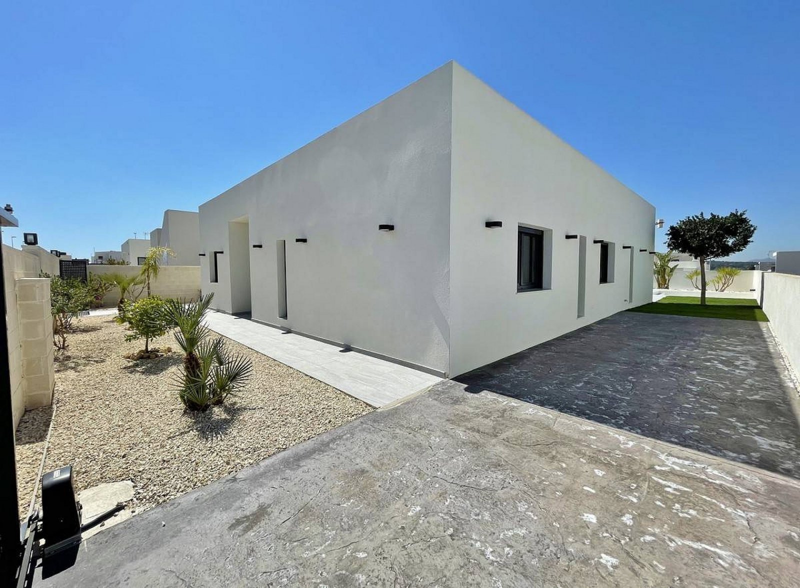 Mediterraner Wohntraum mit privatem Pool