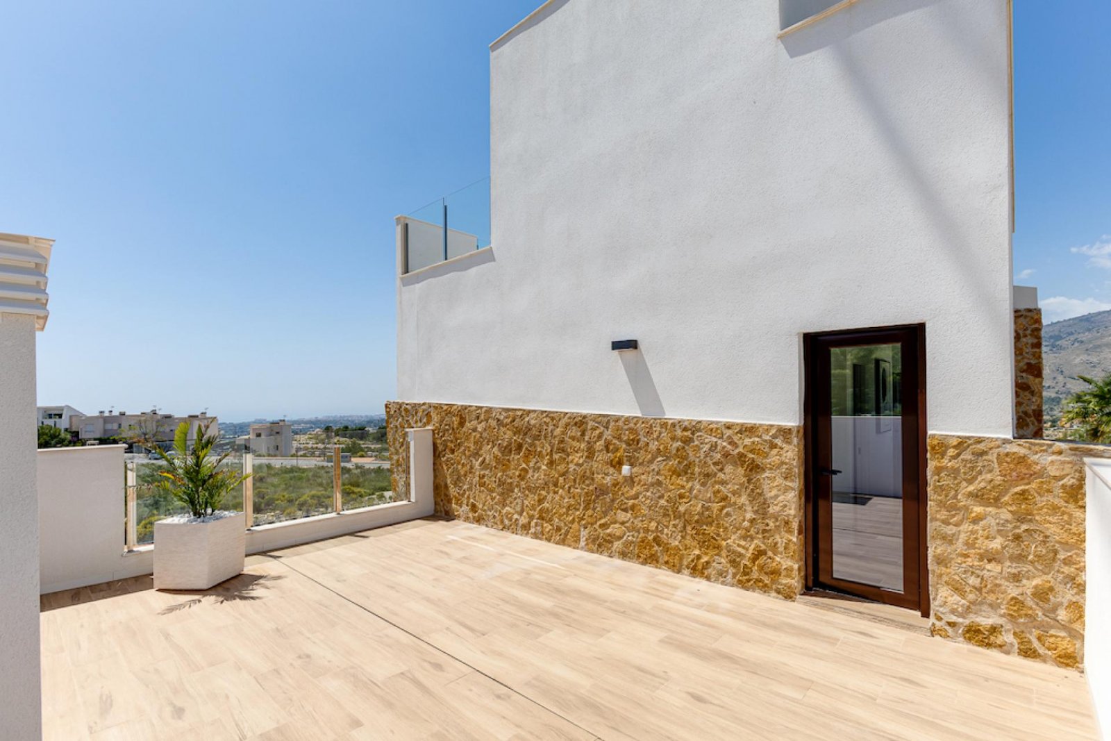 Moderne Villa mit 360° Panorama und Meerblick