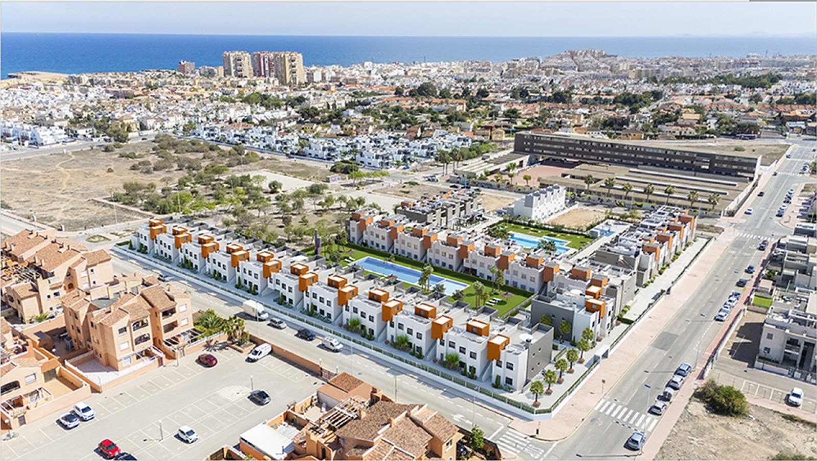 Mediterranes Wohnen mit Innen- & Außenpool