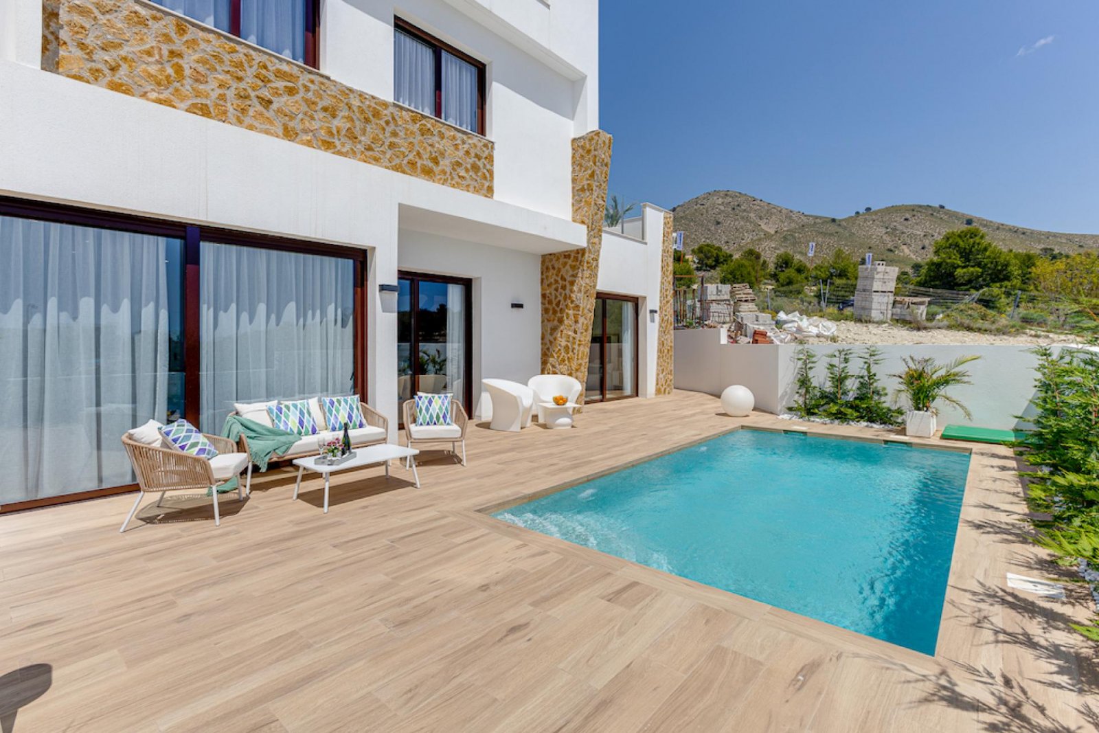 Elegante Villa in einzigartigem Salisol Hills-Projekt