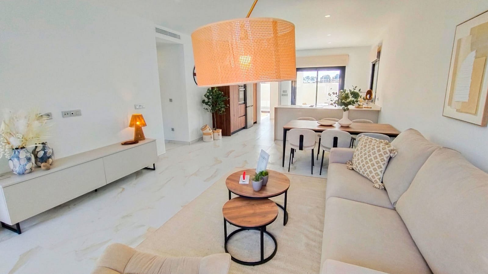 Mediterranes Wohnen in privater Villa