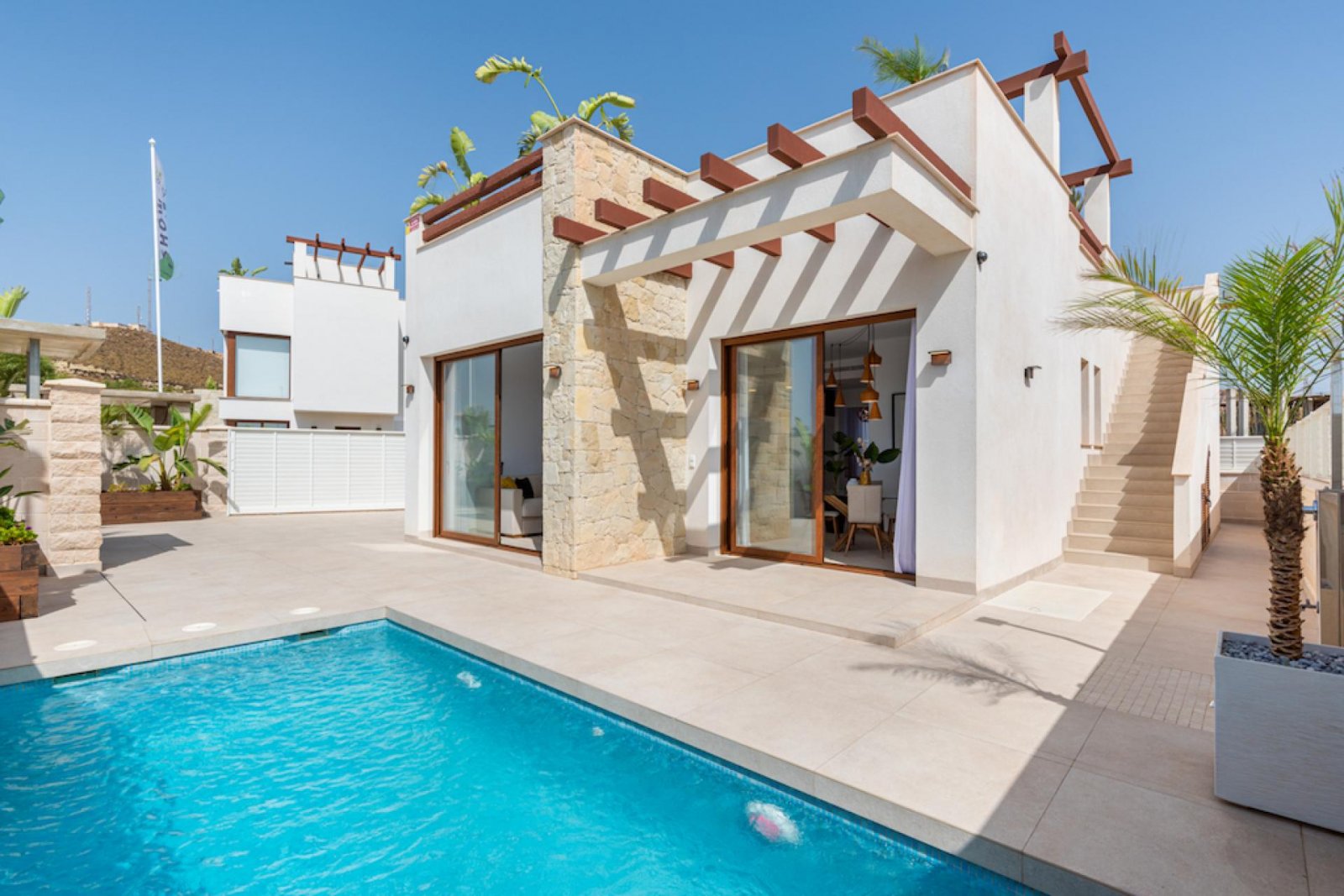 Vera Playa: Strandnahe Villa mit Privatpool 