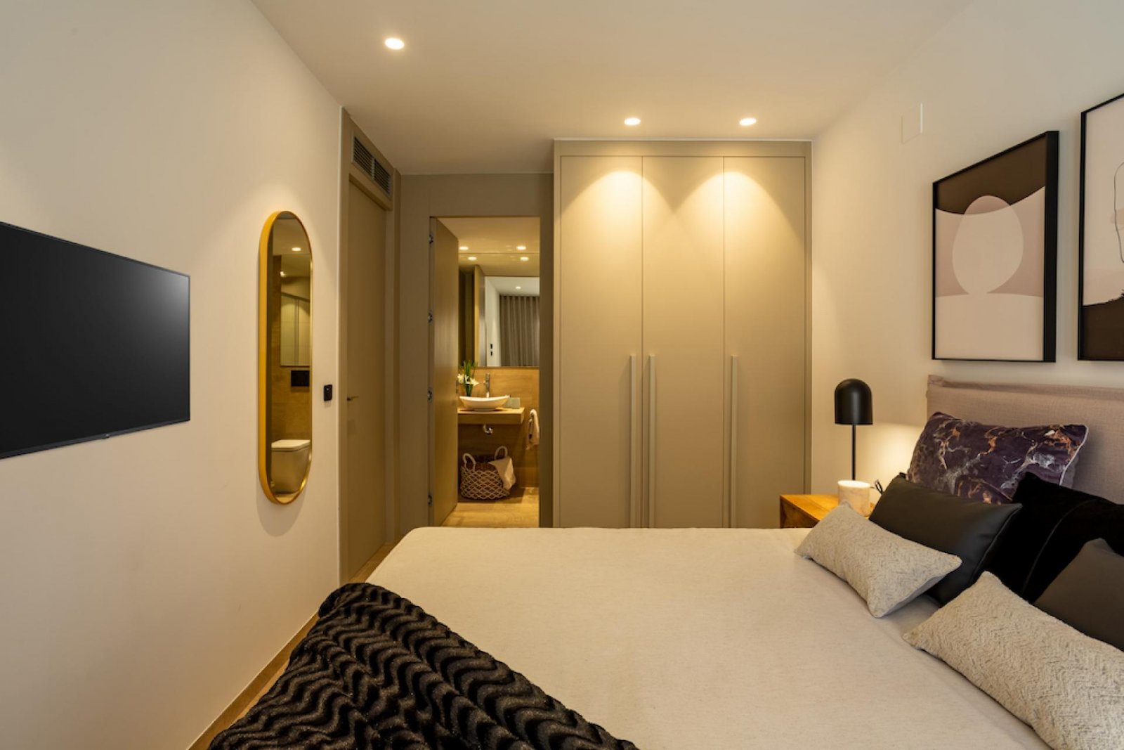 Stylishe Apartments mit Pool und Tiefgarage